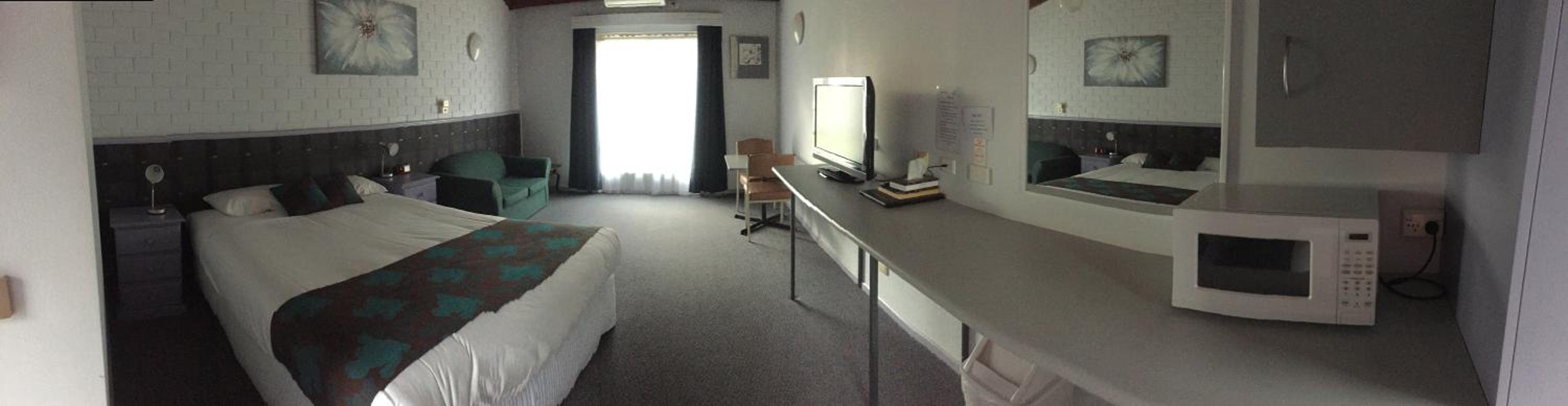 Double Room - Photo 14