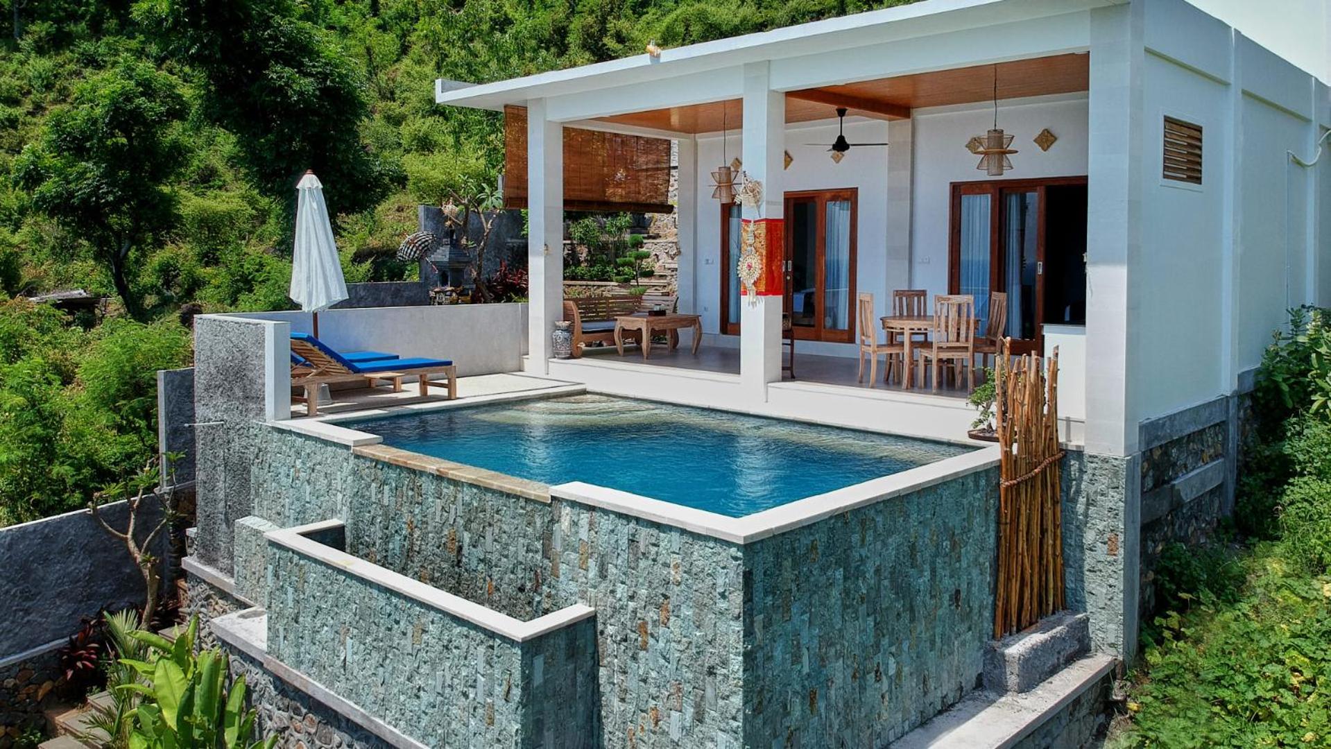 Villa with Private Pool - Photo 13