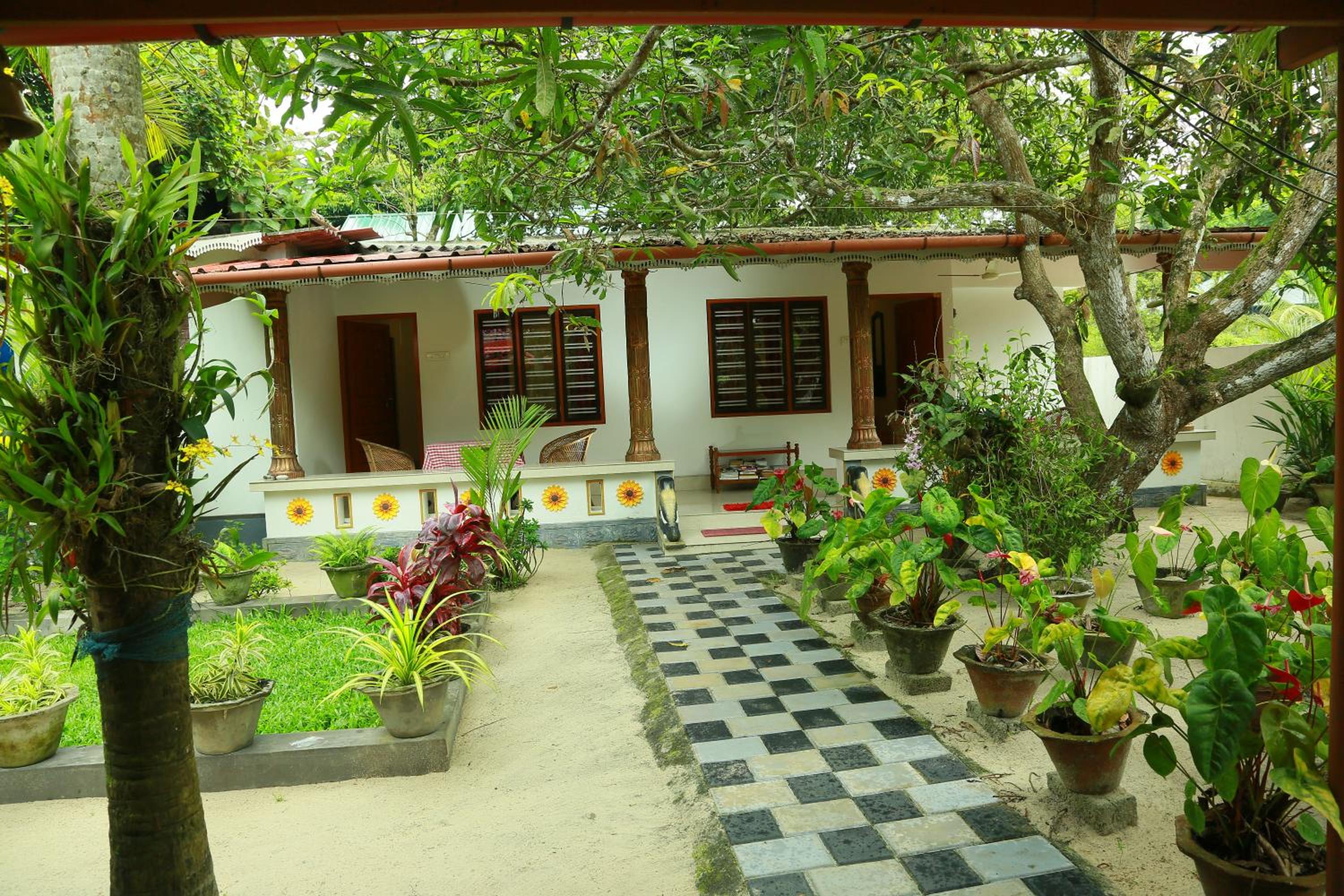 Deluxe Double Room - Photo 5