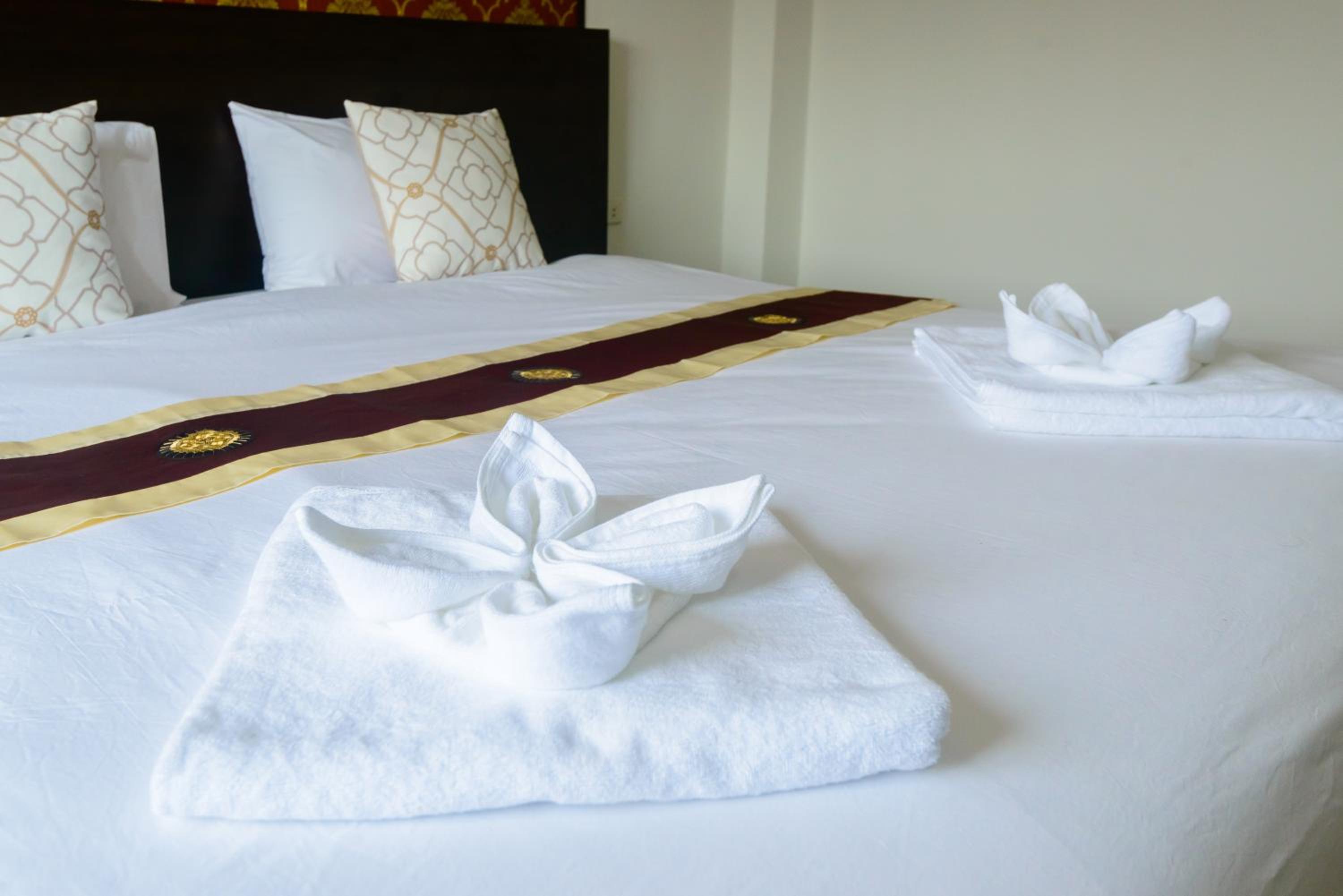 Double Room with Balcony - Photo 19