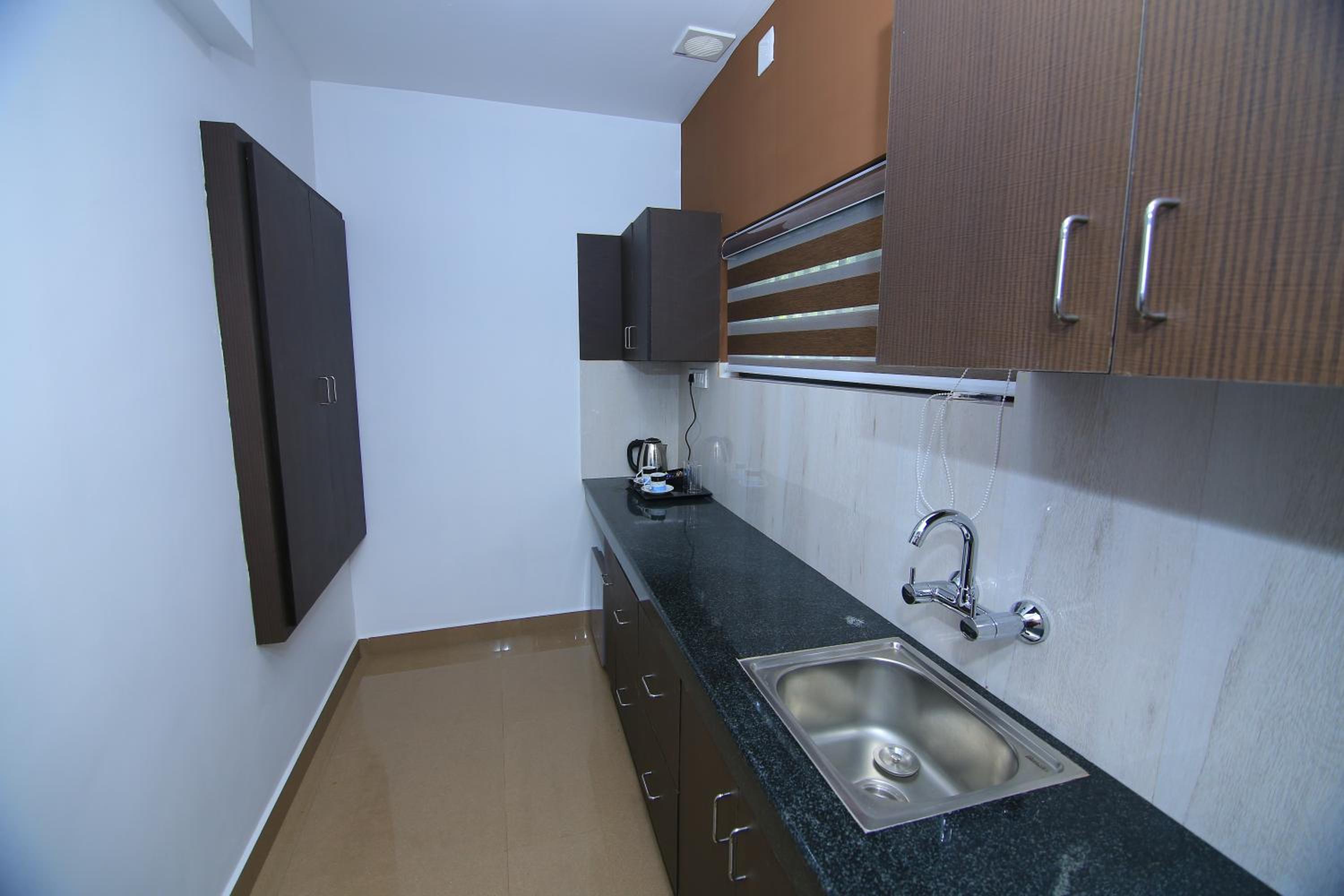 Deluxe Room - Photo 3