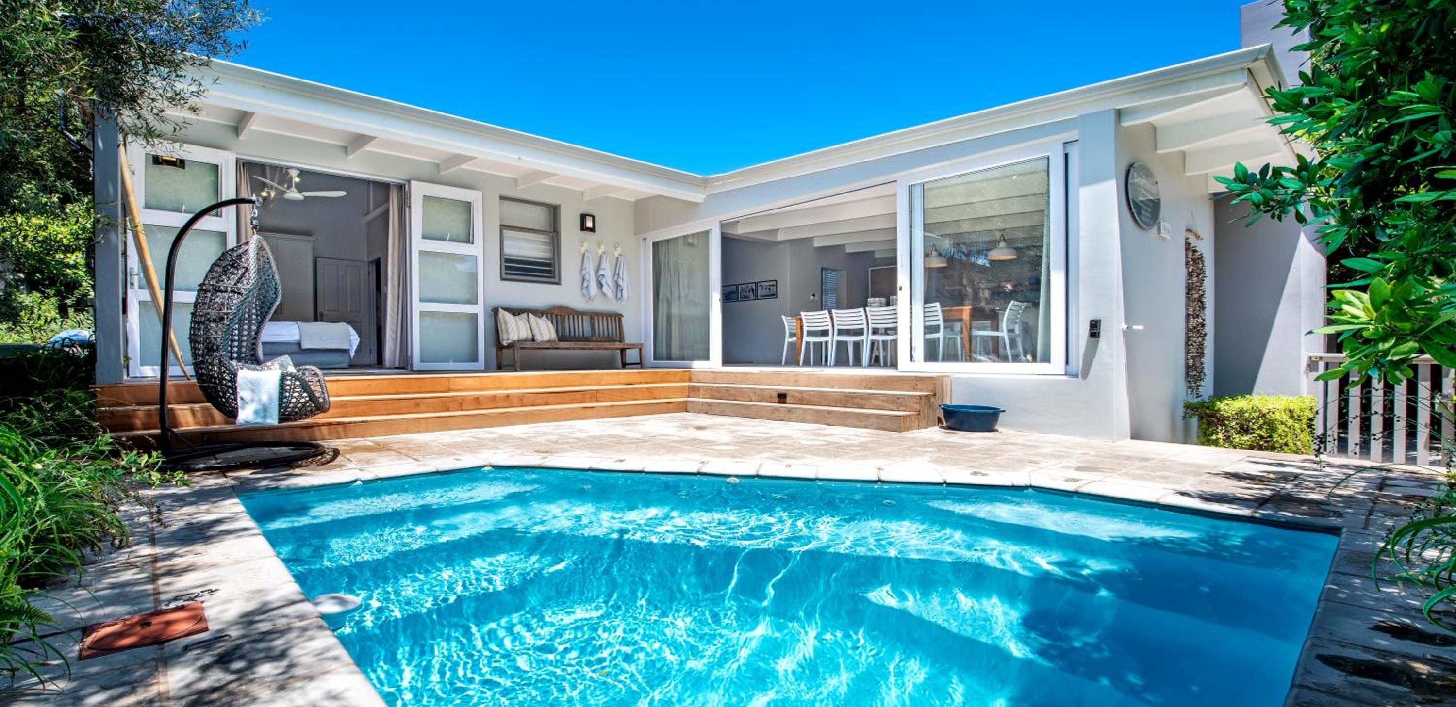 Villa with Private Pool - Photo 18