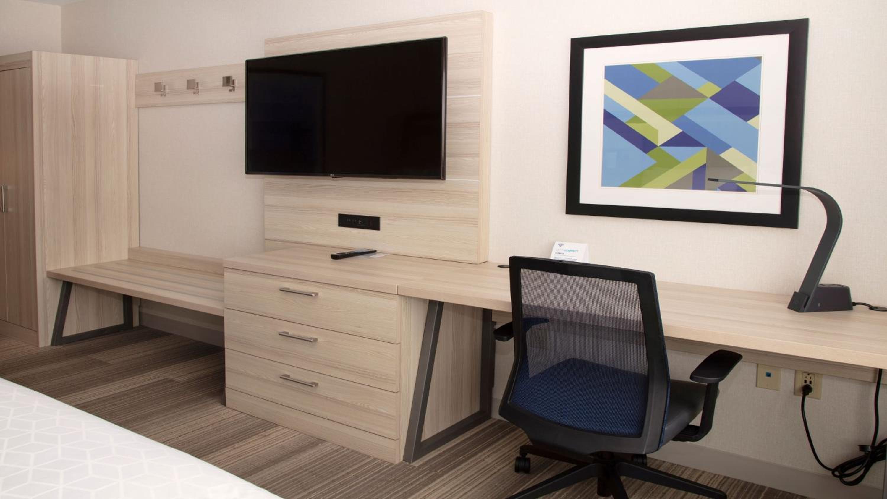 Suite - Hearing Accessible - Non-Smoking photo 1