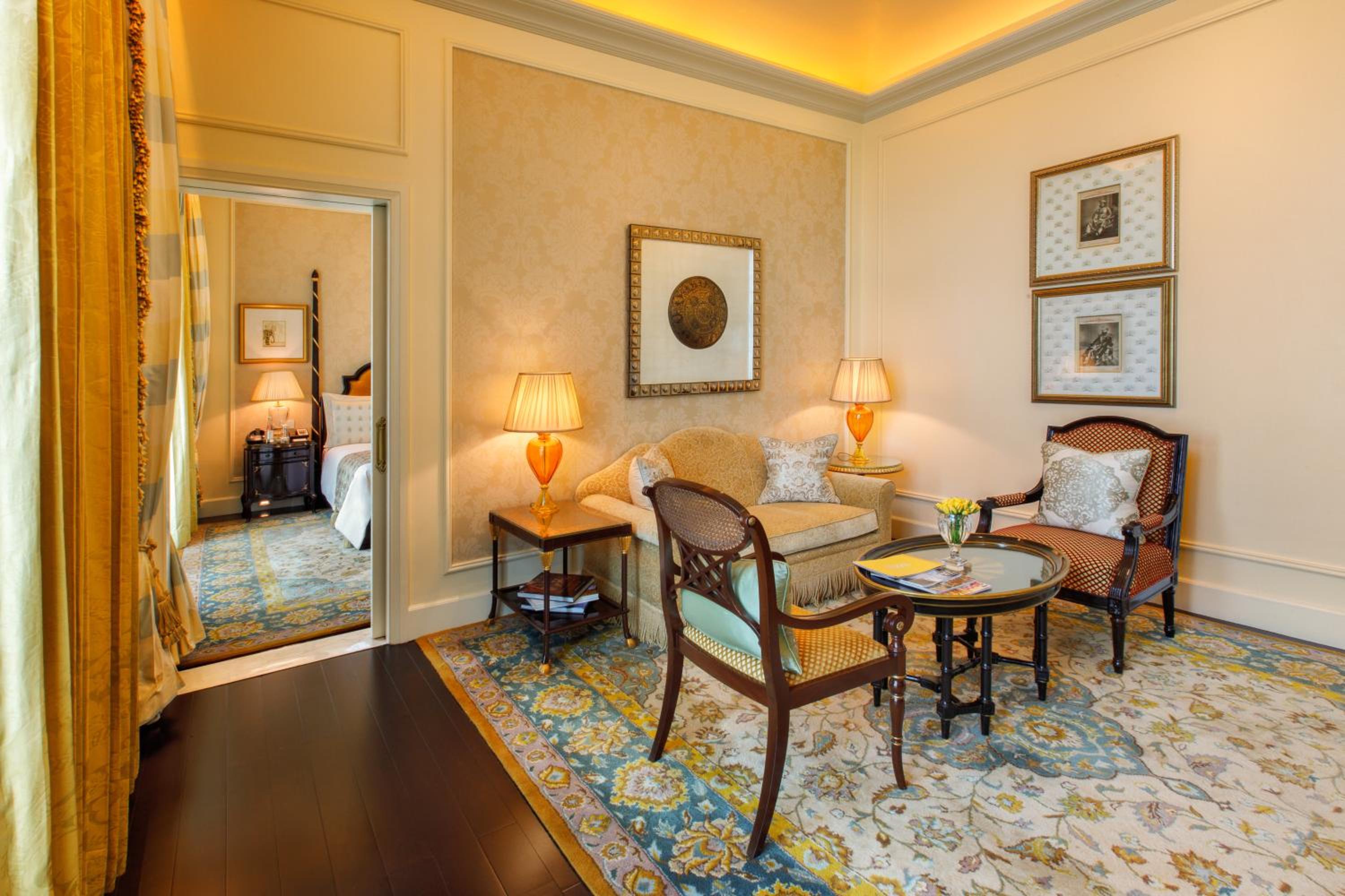 Luxury Suite with Balcony with BMW Airport Transfers and Lounge Access Luxury Suite with Balcony with BMW Airport Transfers and Lounge Access