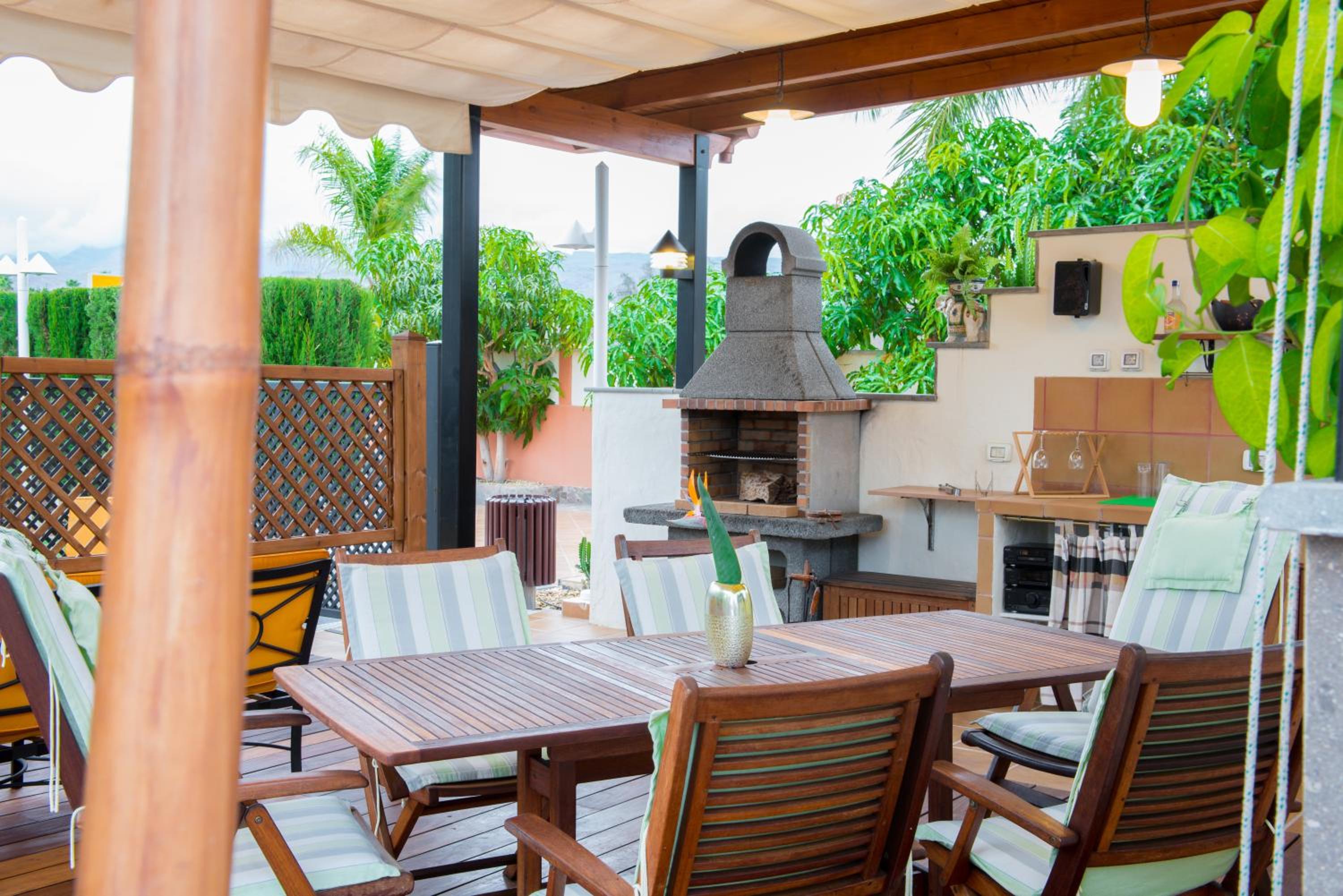 Two-Bedroom Villa (2 - 4 Adults) photo 2
