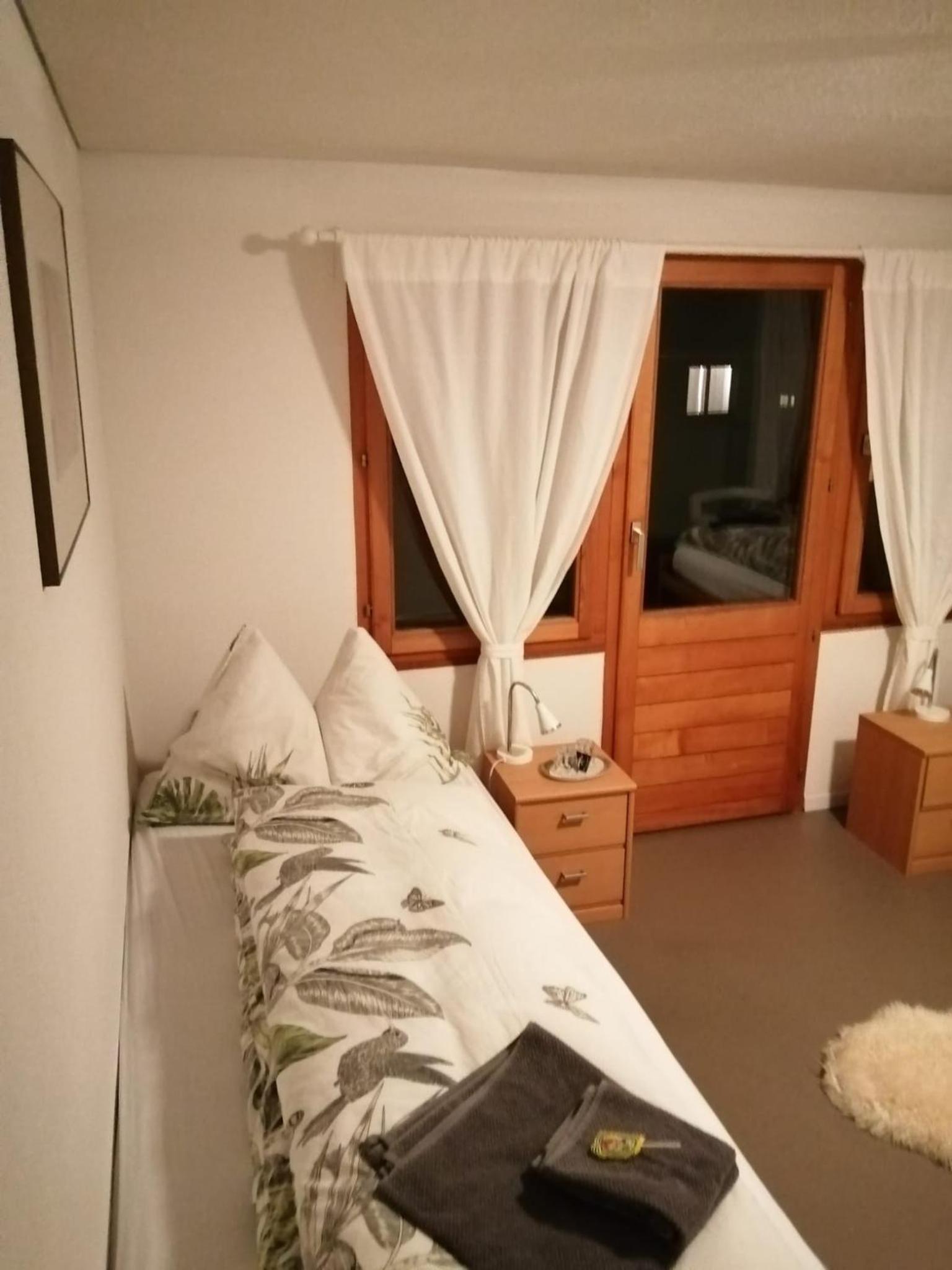 Twin Room - Photo 5