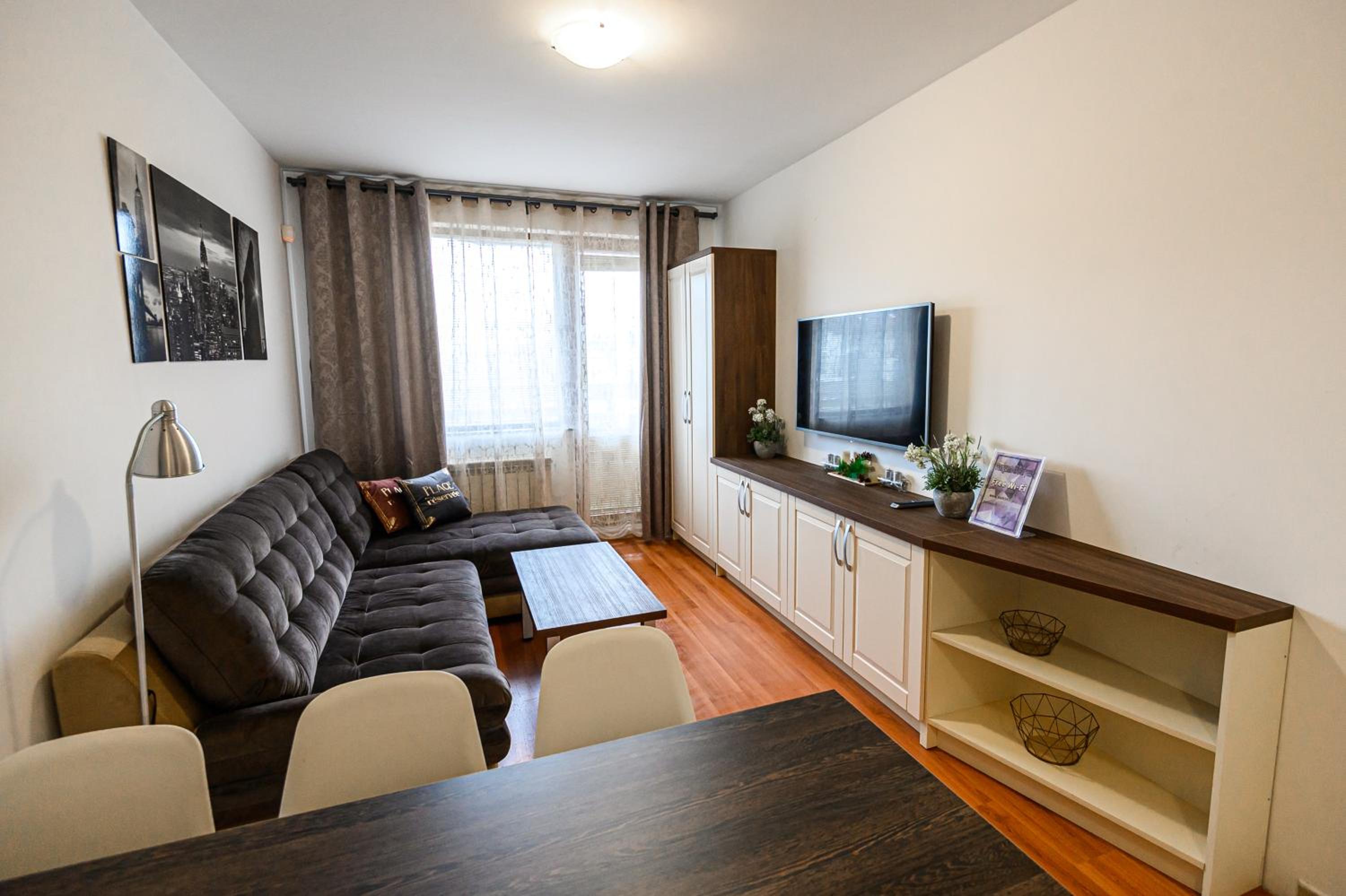 One-Bedroom Apartment - Photo 56
