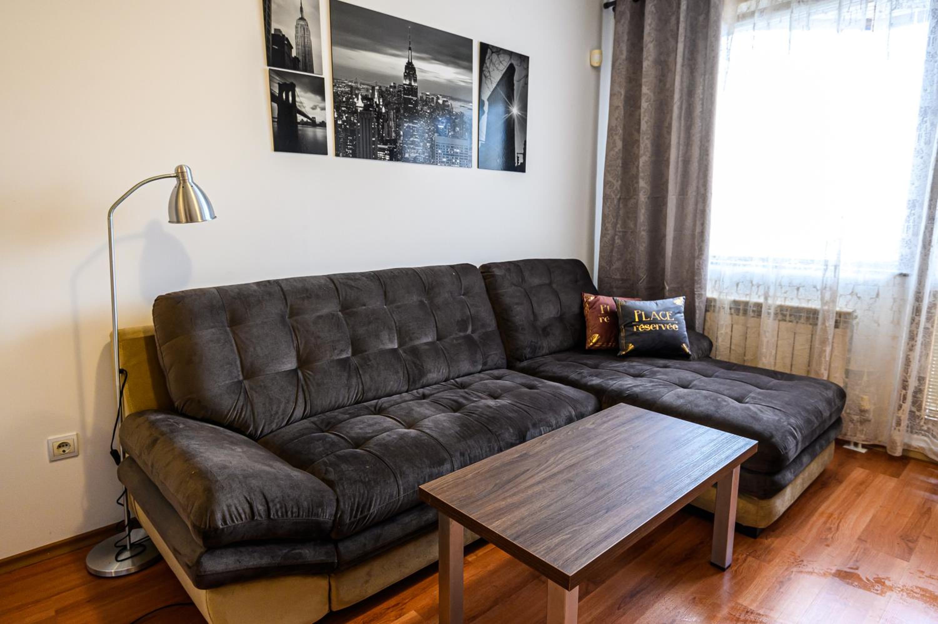 One-Bedroom Apartment - Photo 25