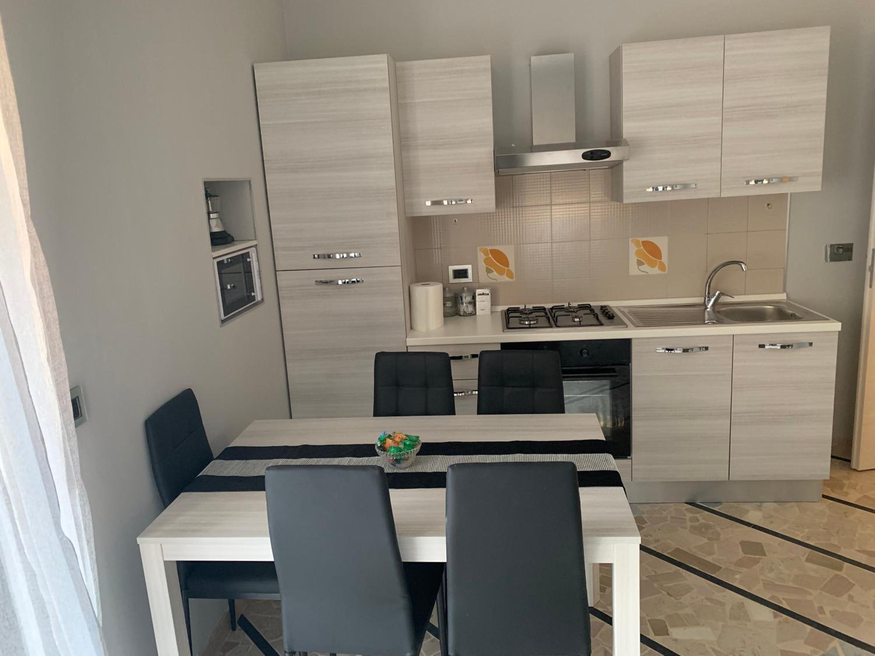 Two-Bedroom Apartment - Photo 12