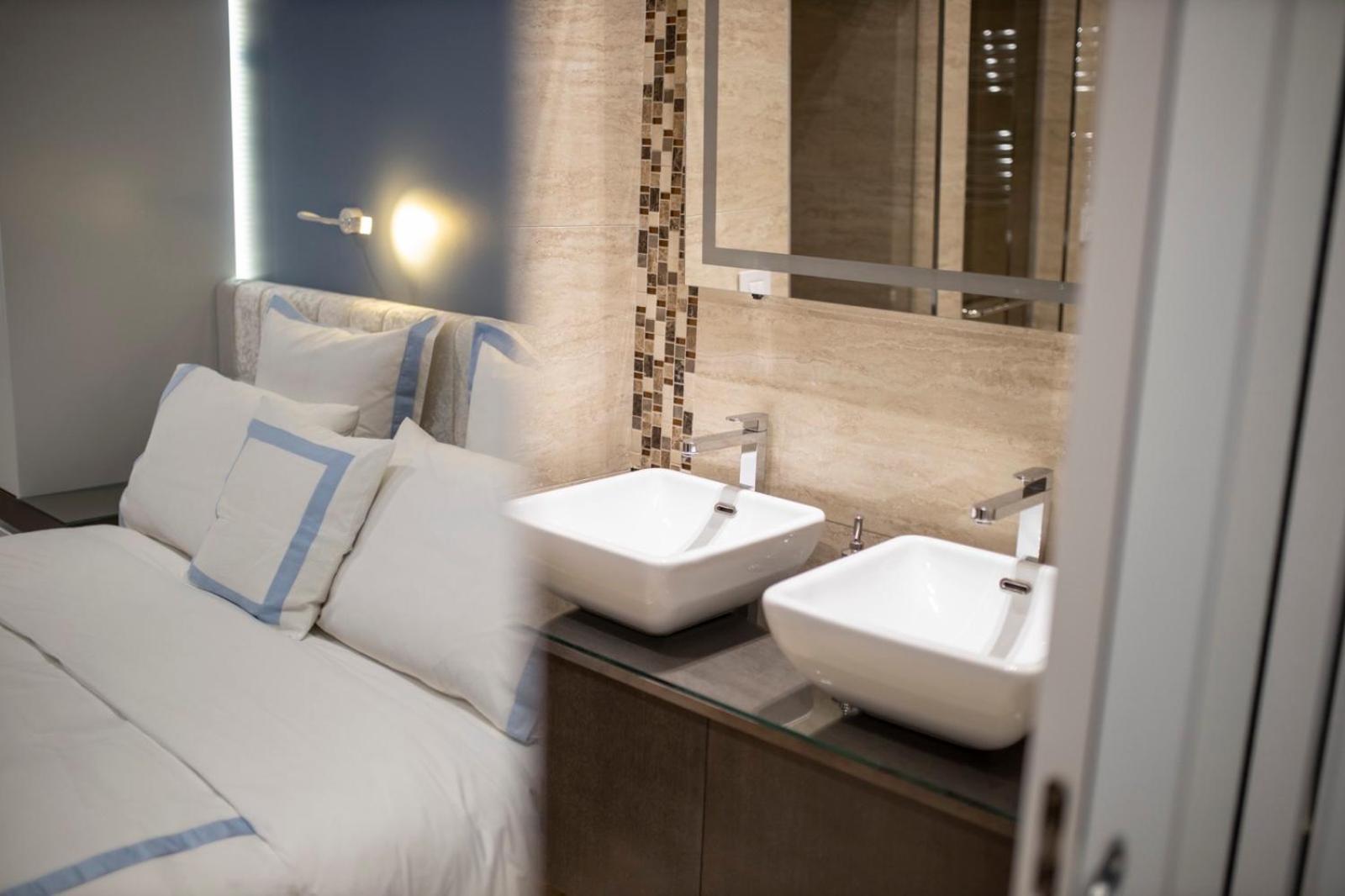 One-Bedroom Apartment - Photo 20