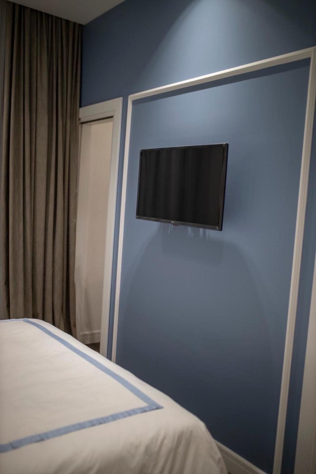 One-Bedroom Apartment - Photo 19
