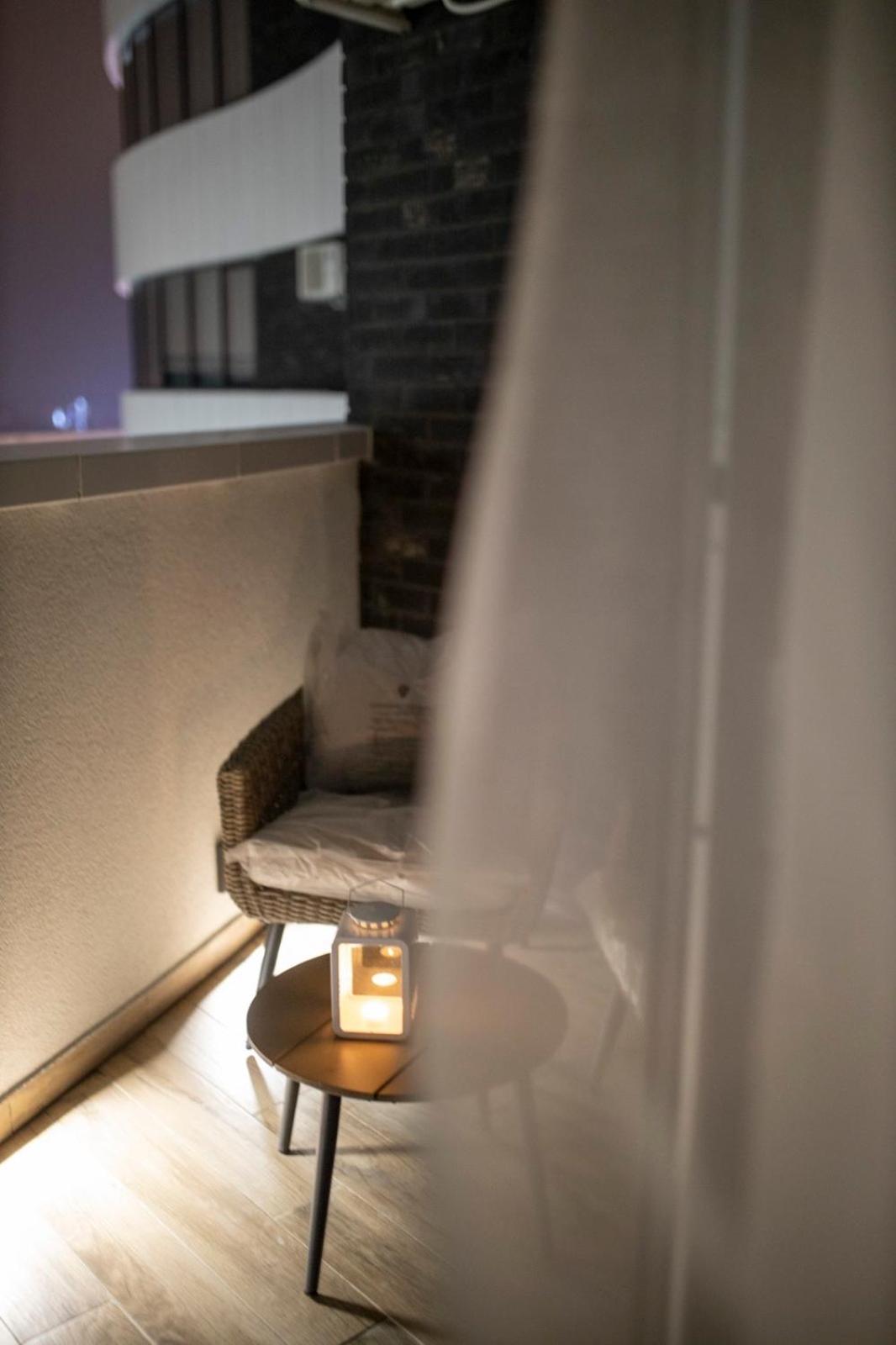One-Bedroom Apartment - Photo 6