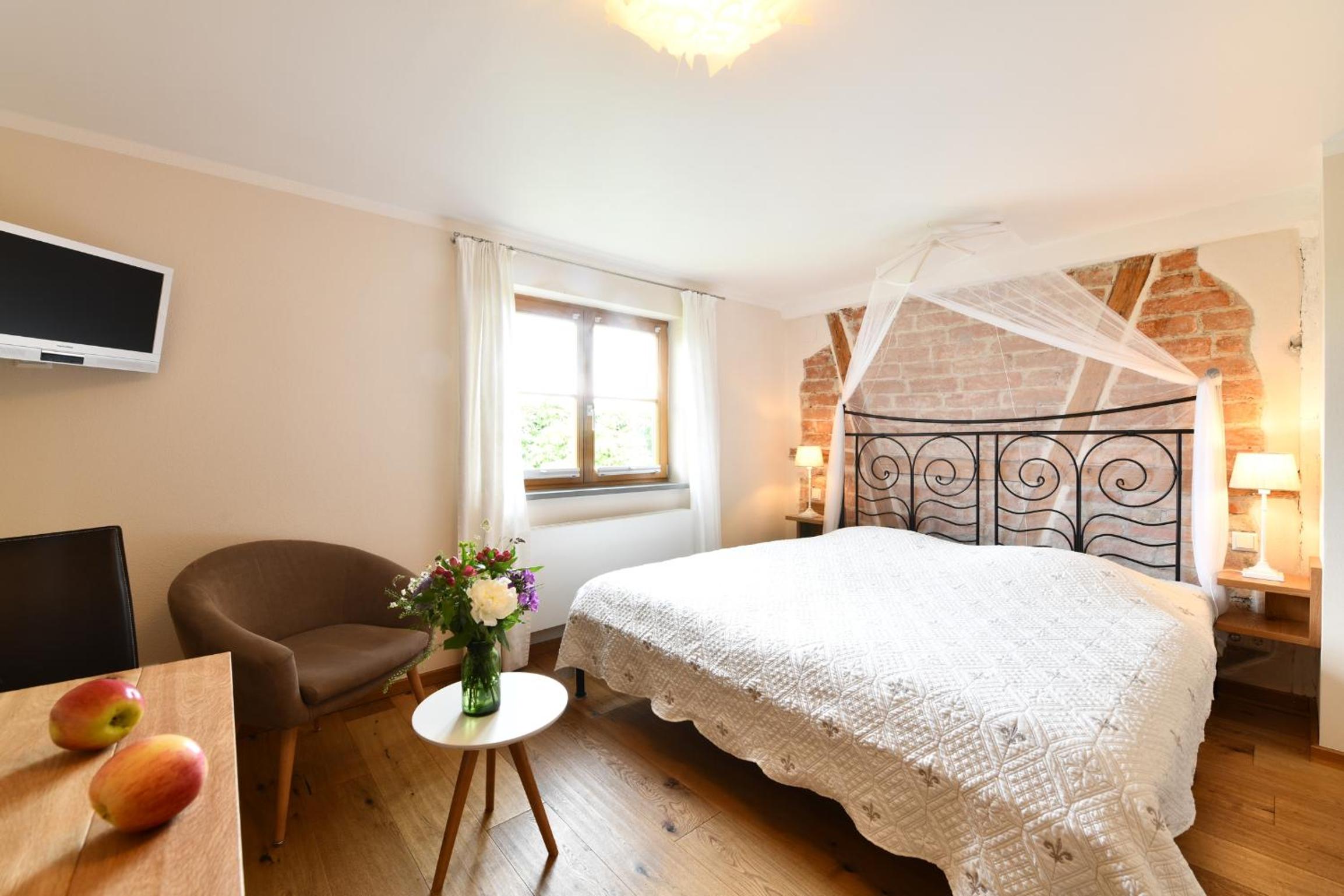 Double Room Comfort with Lake View photo 3