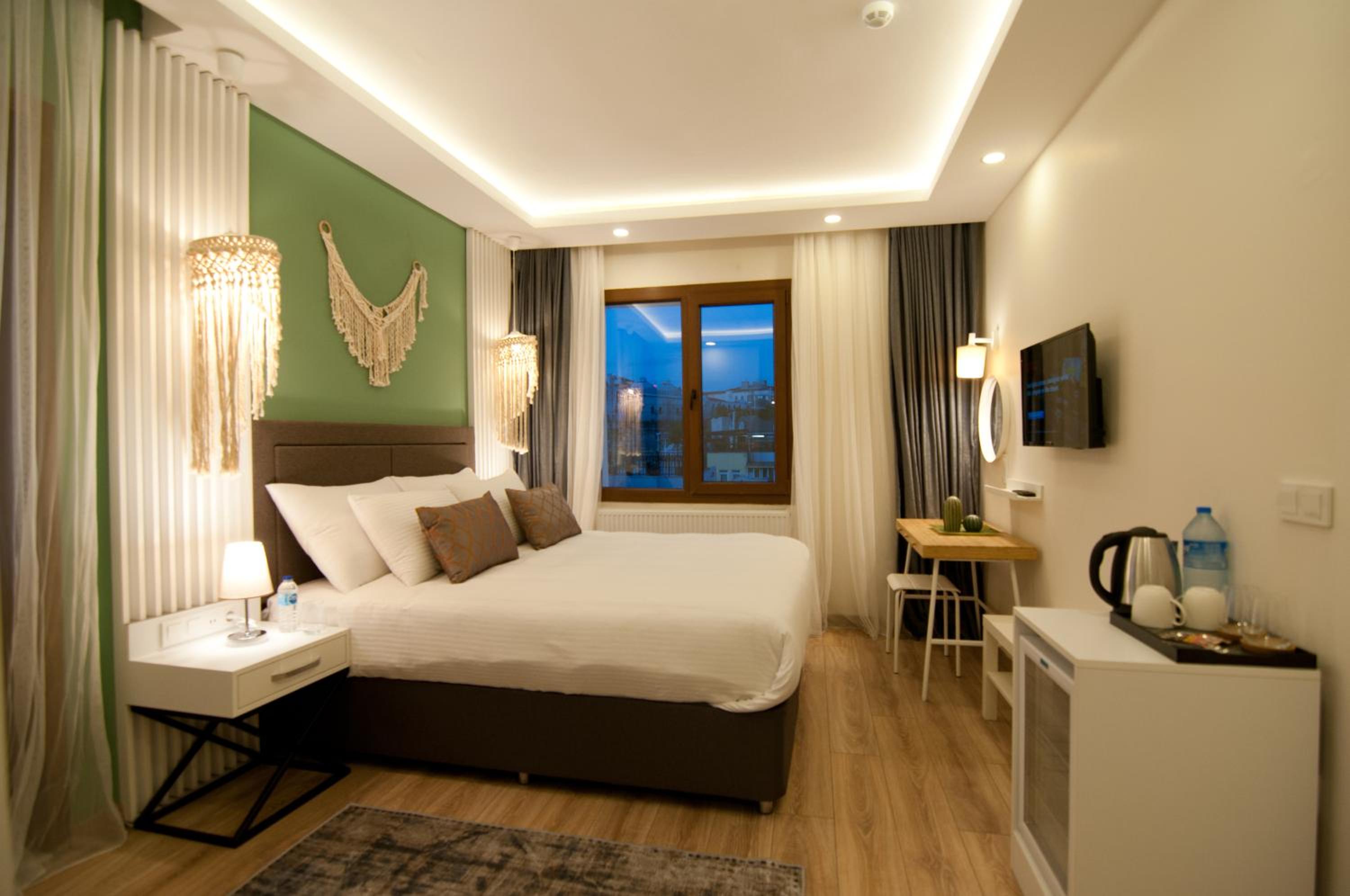 Suite with City View
