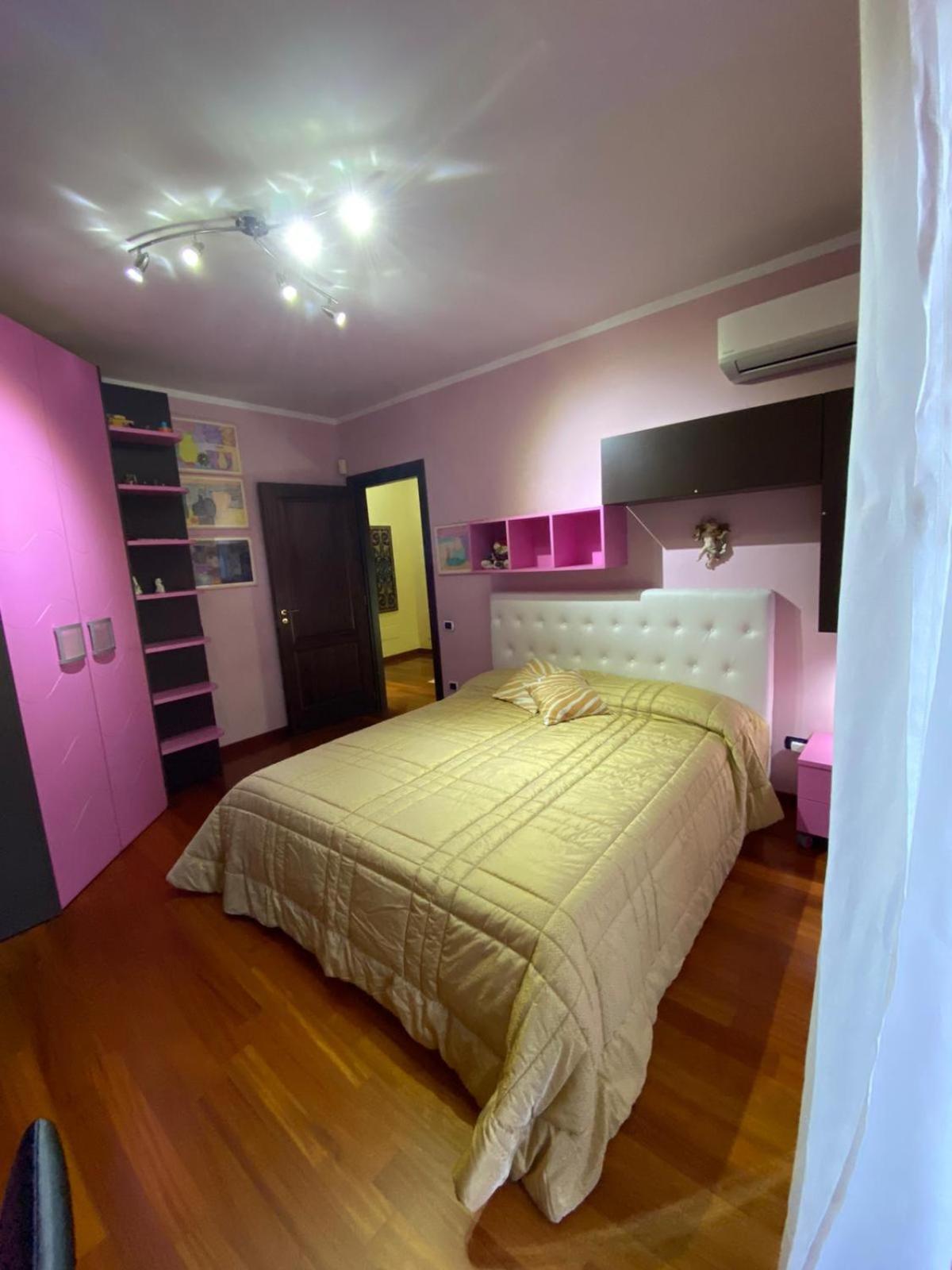 Family Room - Photo 24