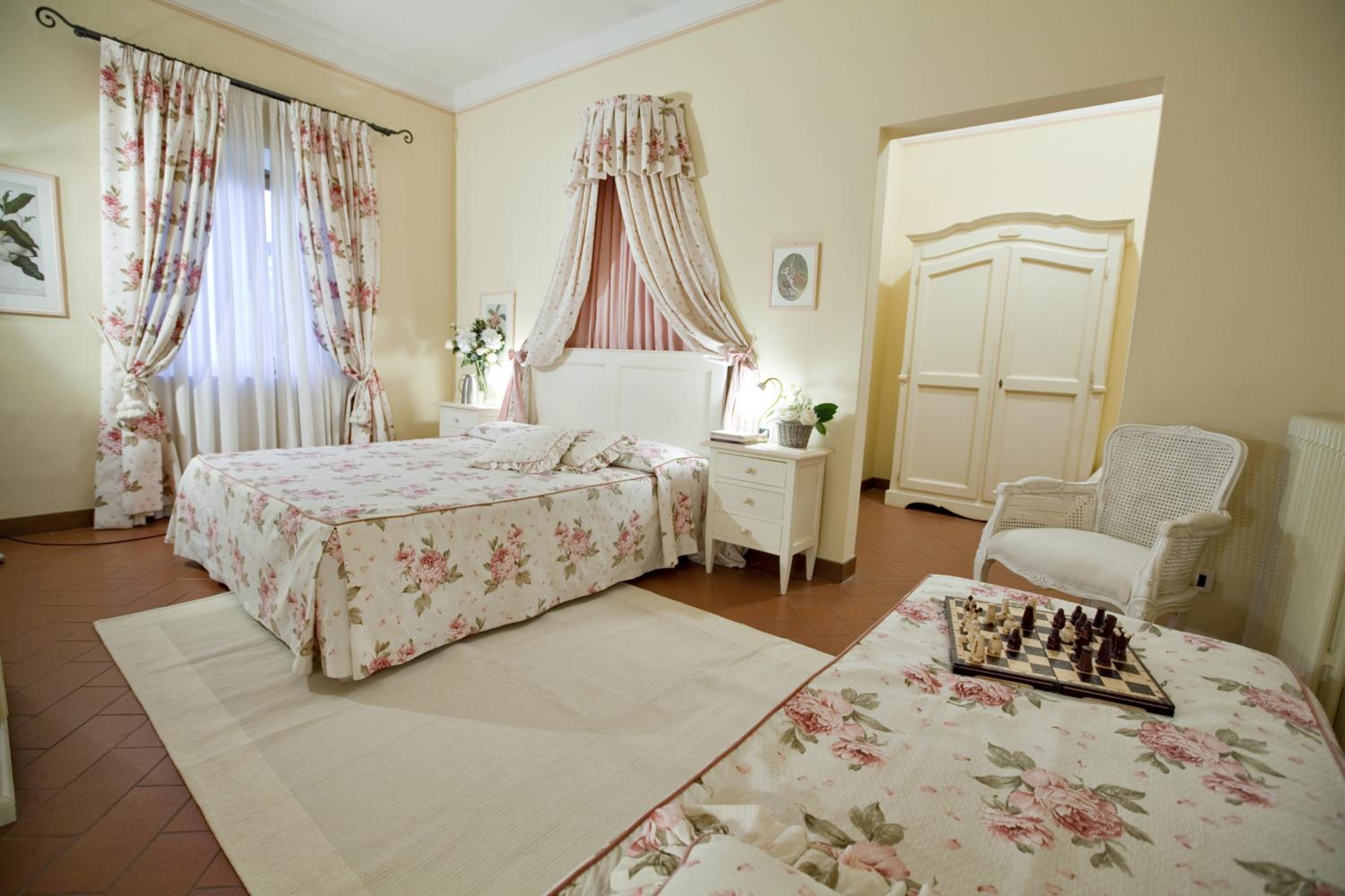 Double Room with Garden View - Photo 1
