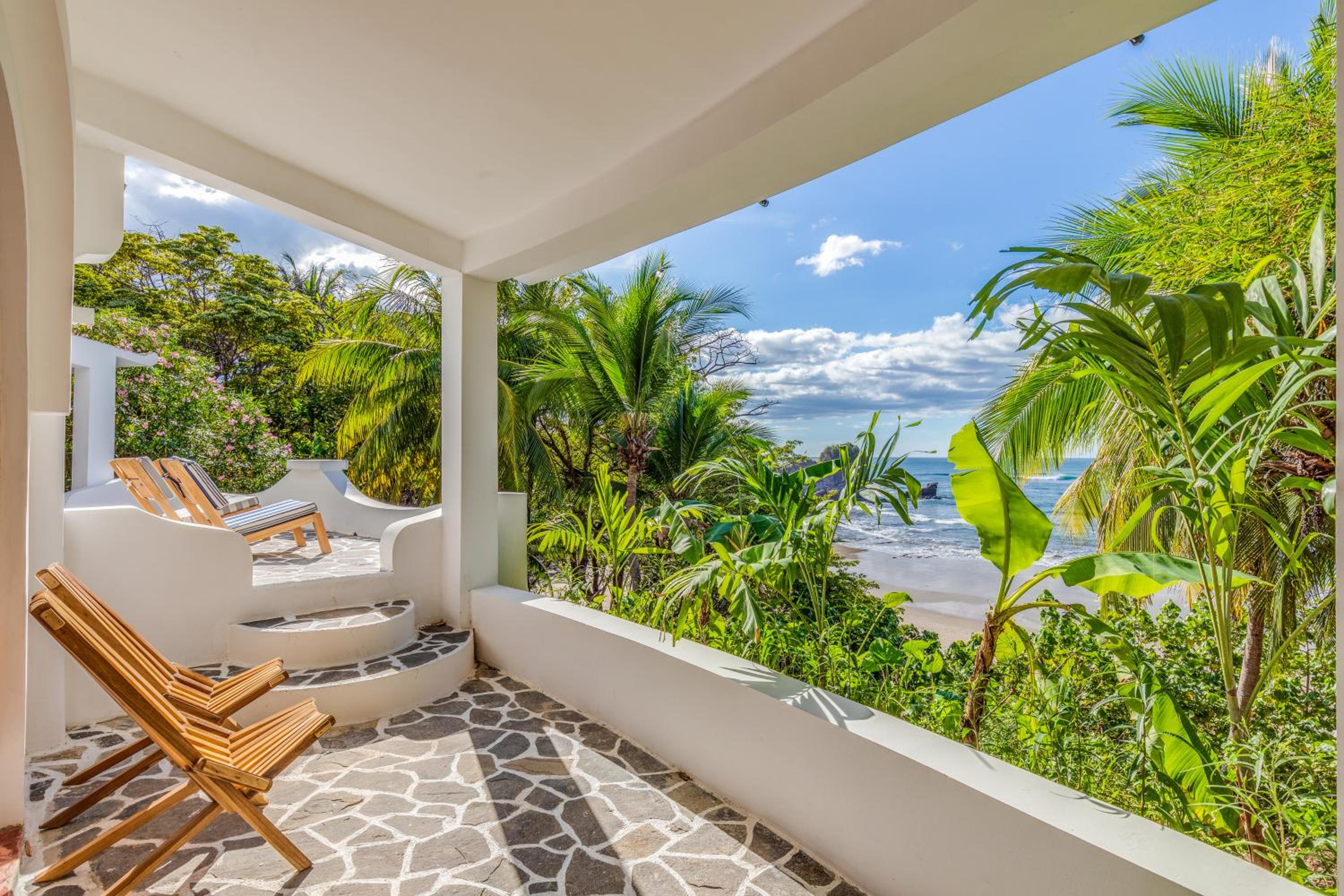 Family Room with Sea View photo 2