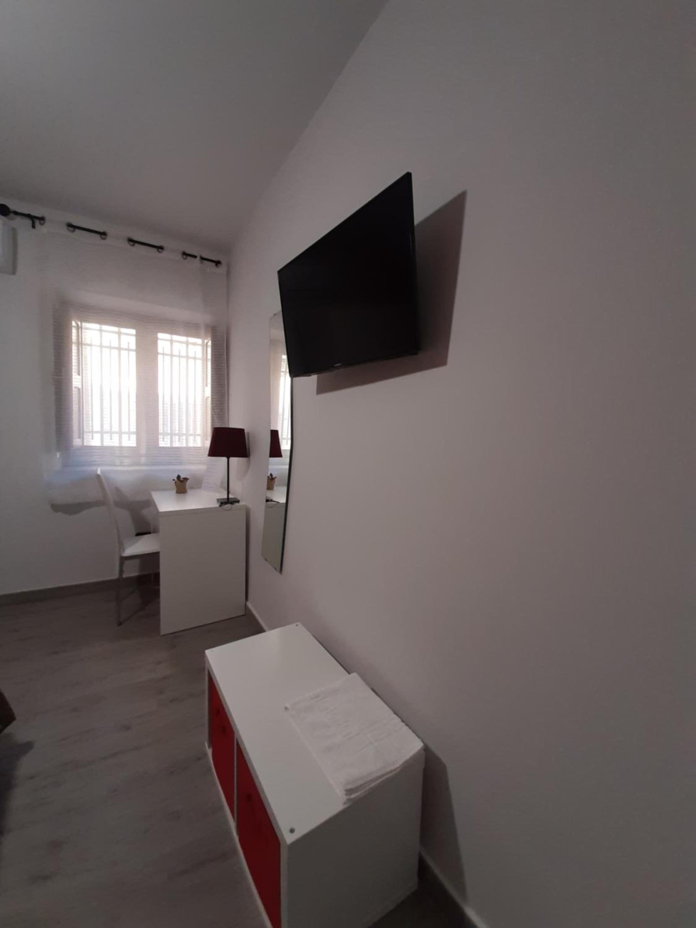 Deluxe Double Room - Photo 41