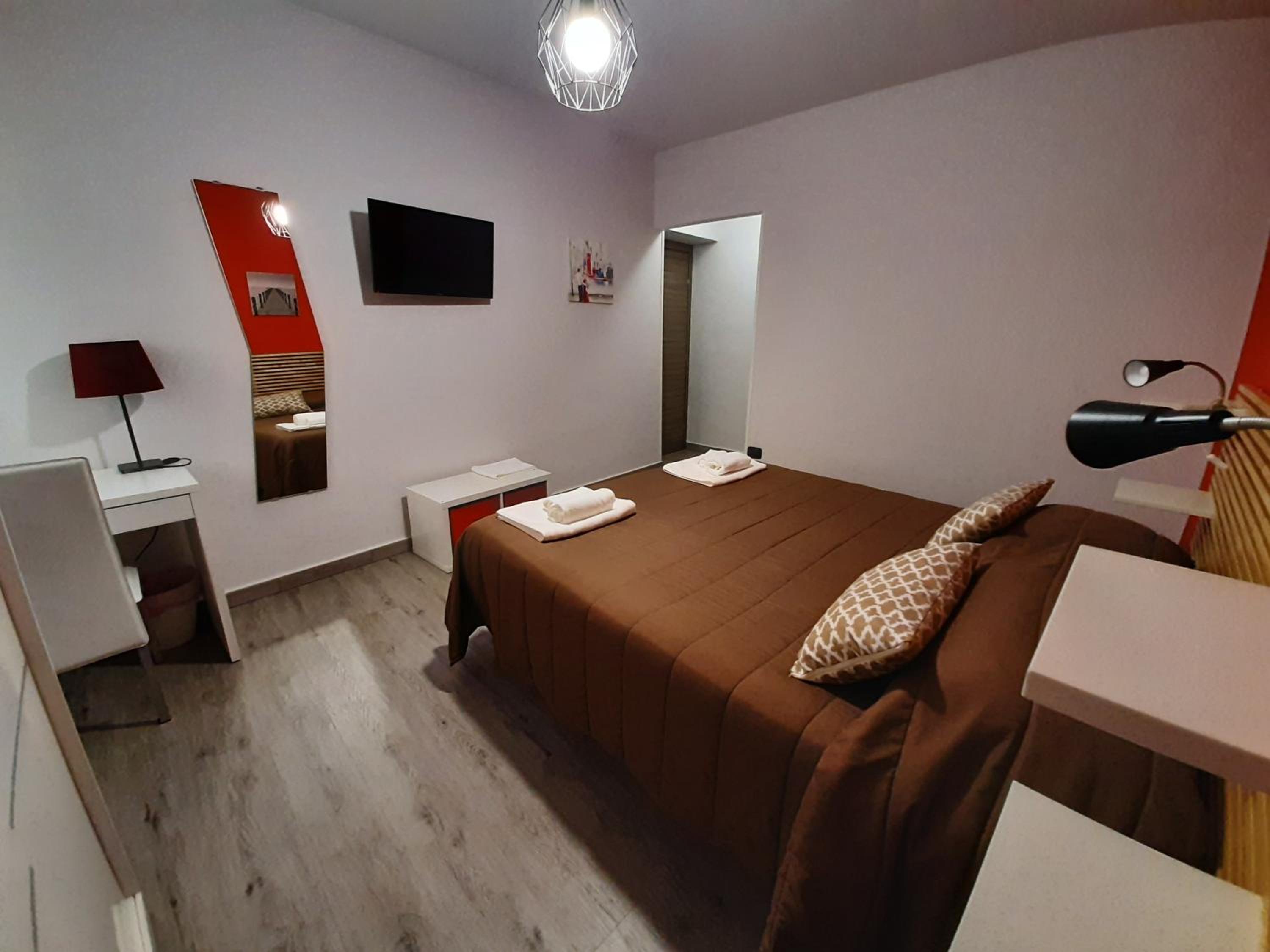 Deluxe Double Room - Photo 44