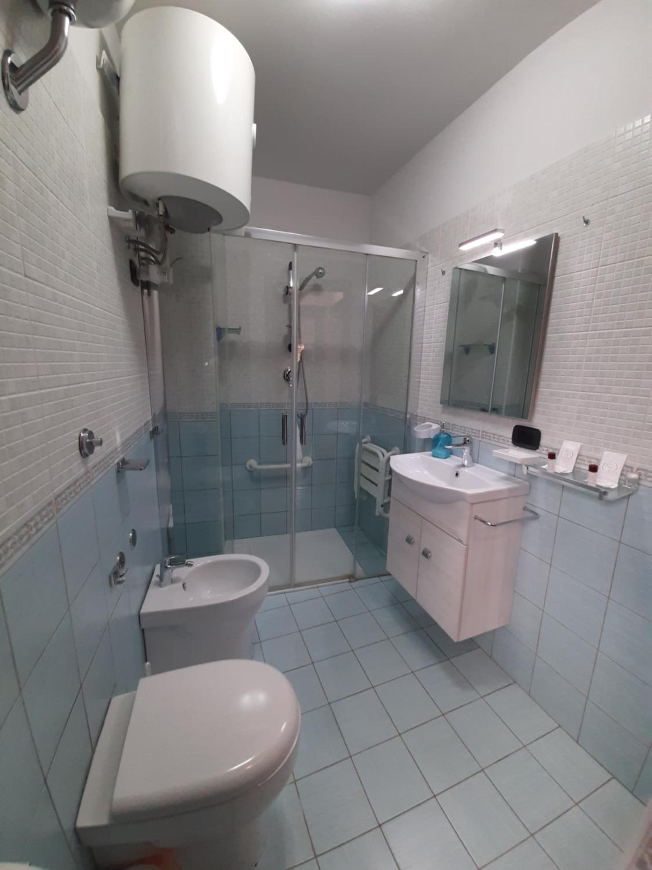 Deluxe Double Room - Photo 28