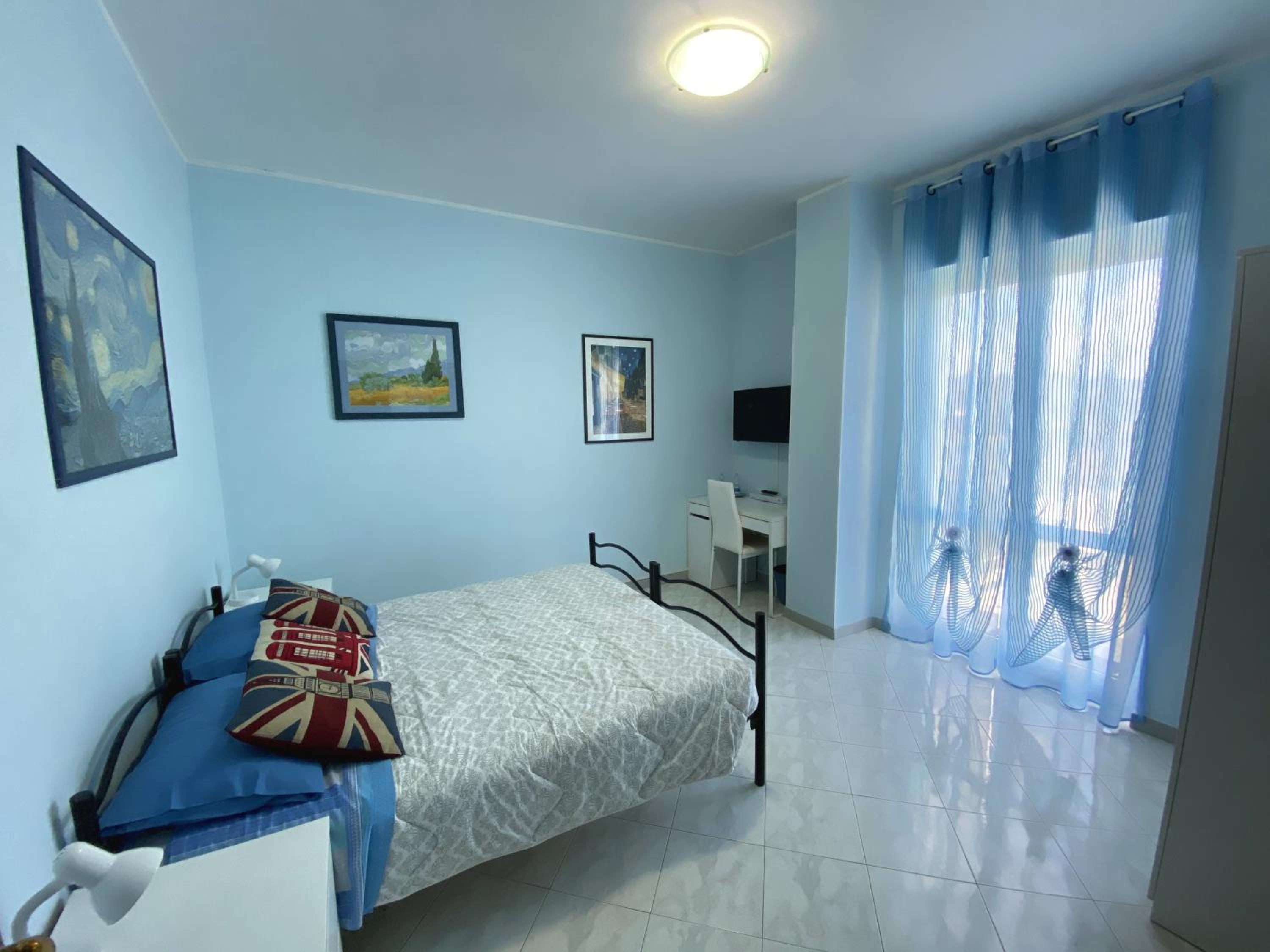 Double or Twin Room photo 3