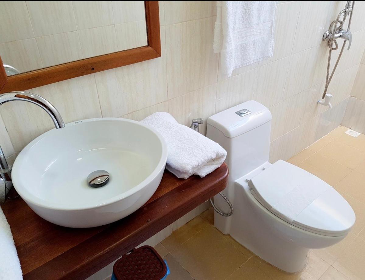 Deluxe Double or Twin Room with Sea View photo 2