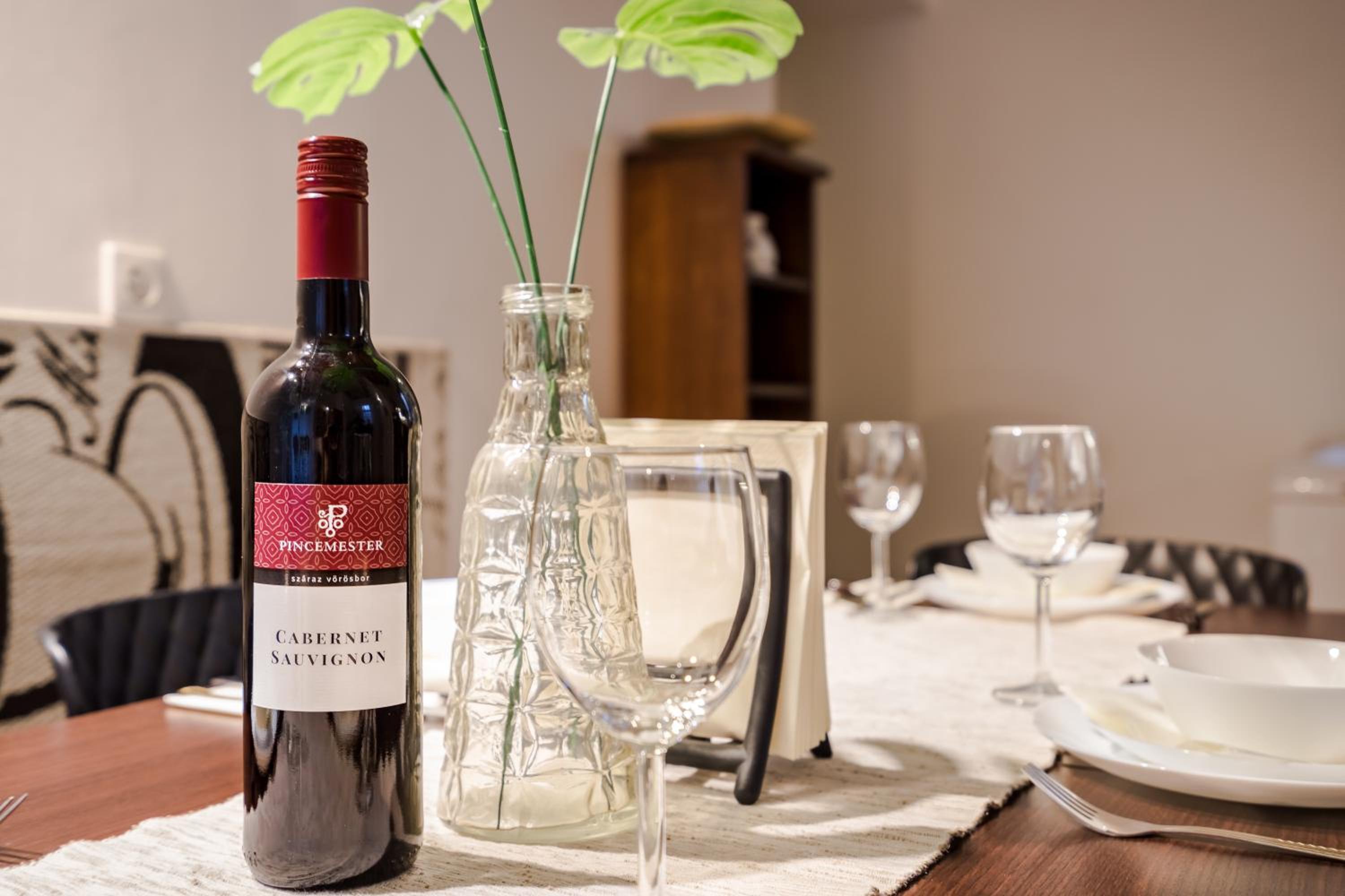 Two-Bedroom Apartment - Photo 10