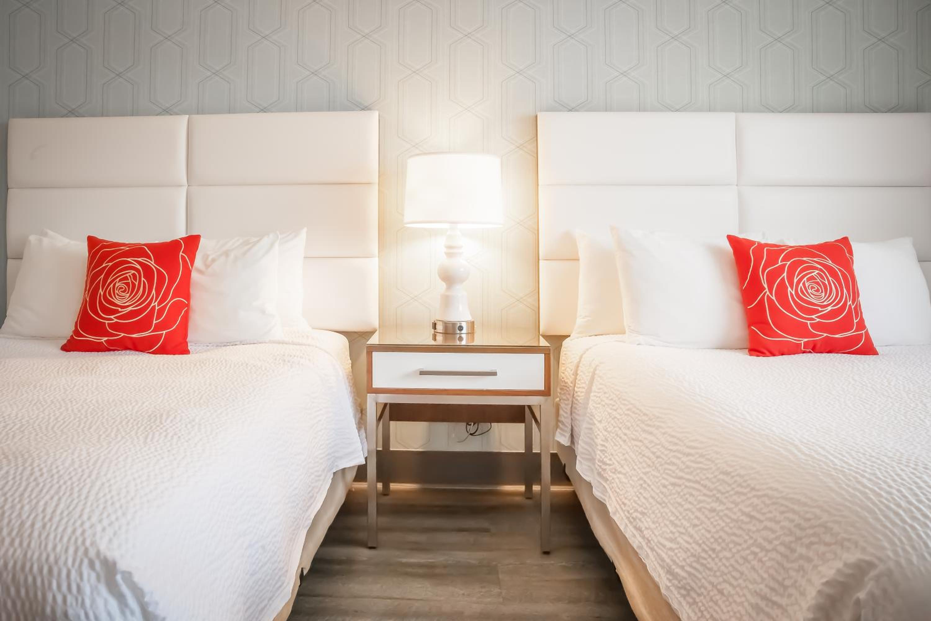 Two Queen Beds - Non-Smoking