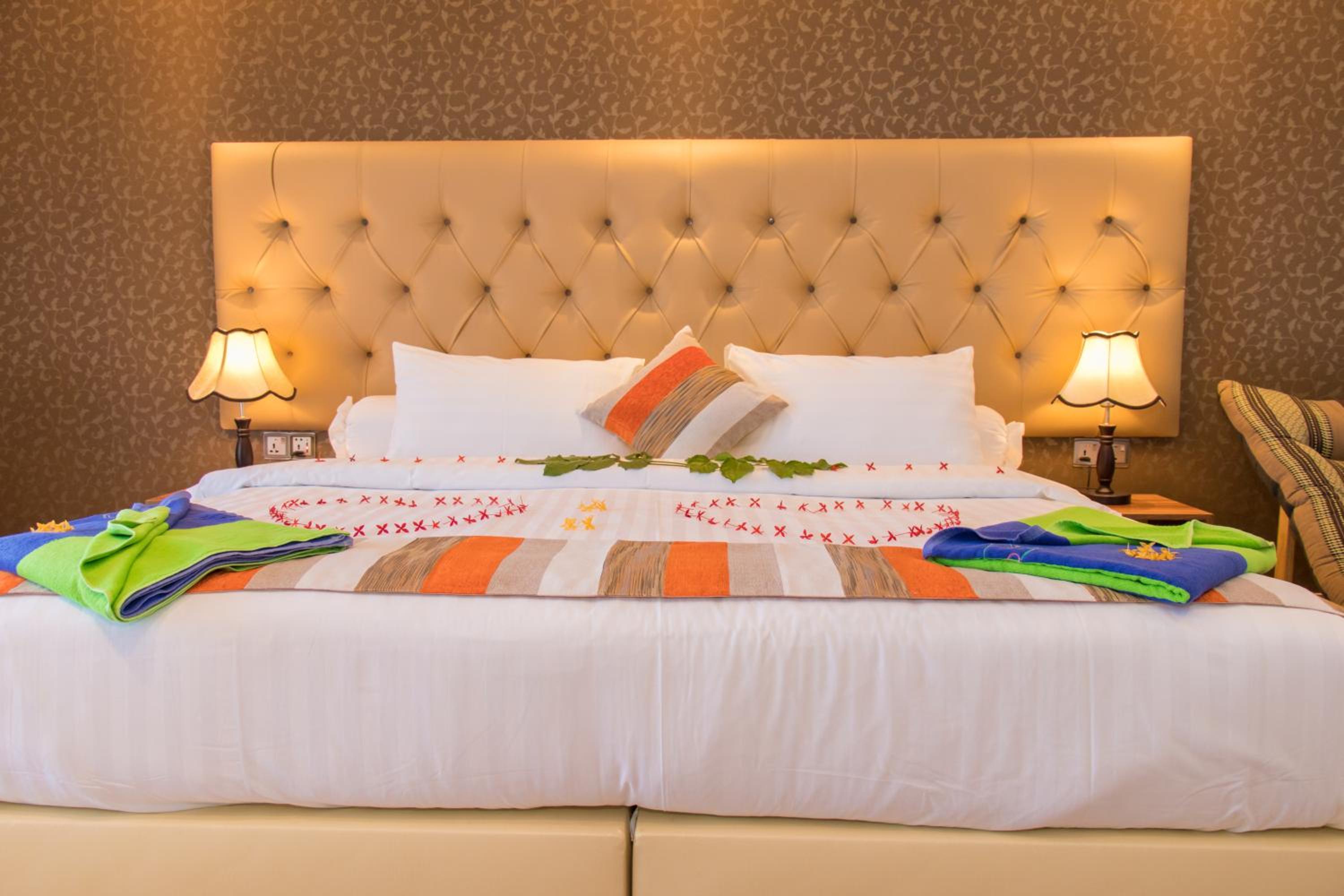 Deluxe Double Room with Balcony - Photo 3