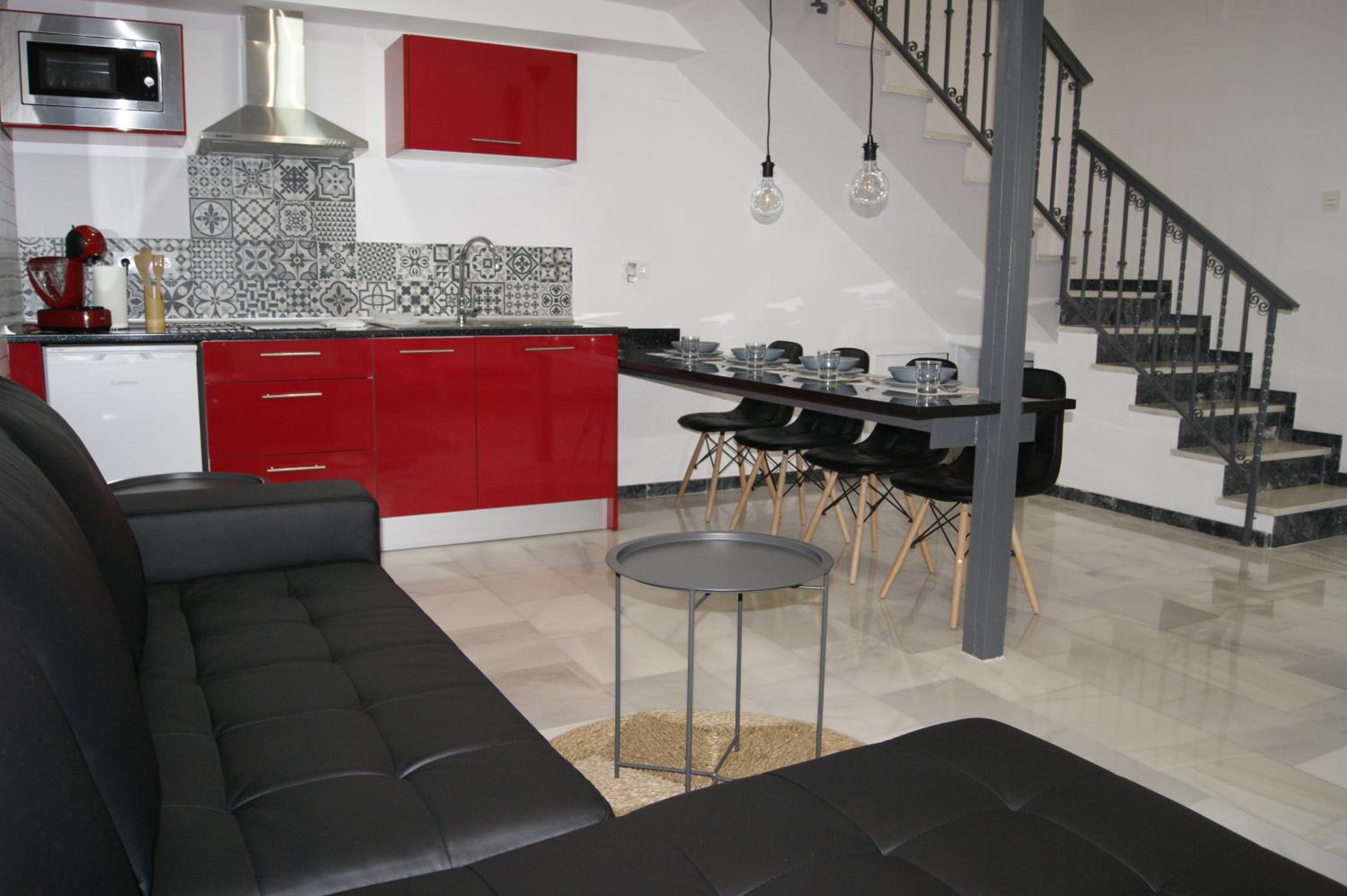 One-Bedroom Apartment - Photo 23