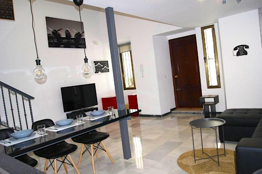 One-Bedroom Apartment - Photo 22