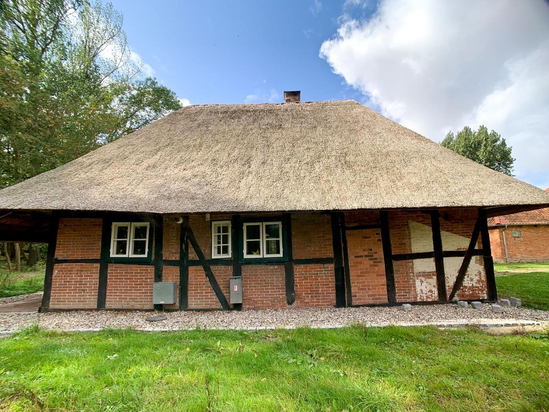 Three-Bedroom House photo 2