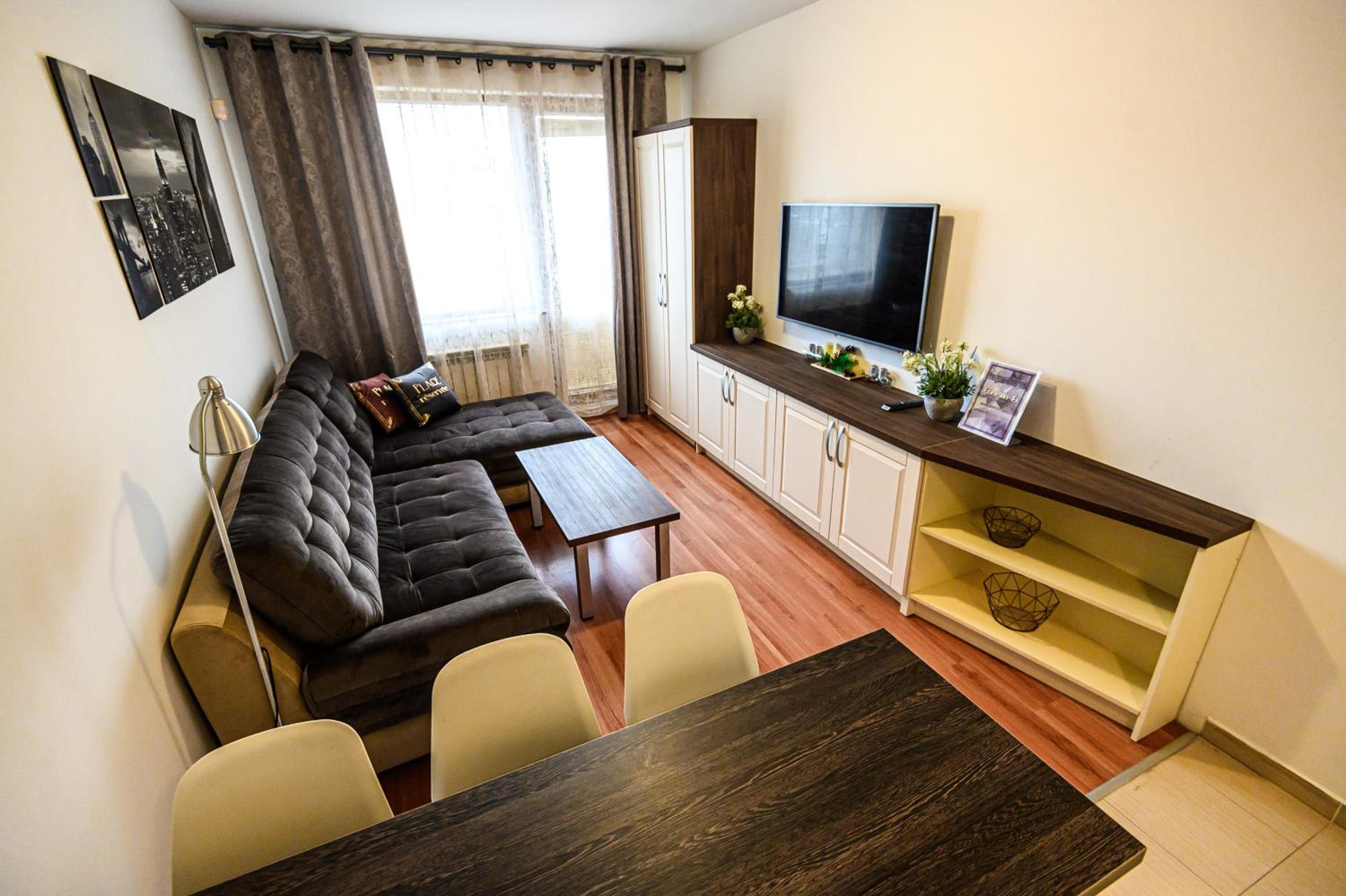 One-Bedroom Apartment - Photo 58