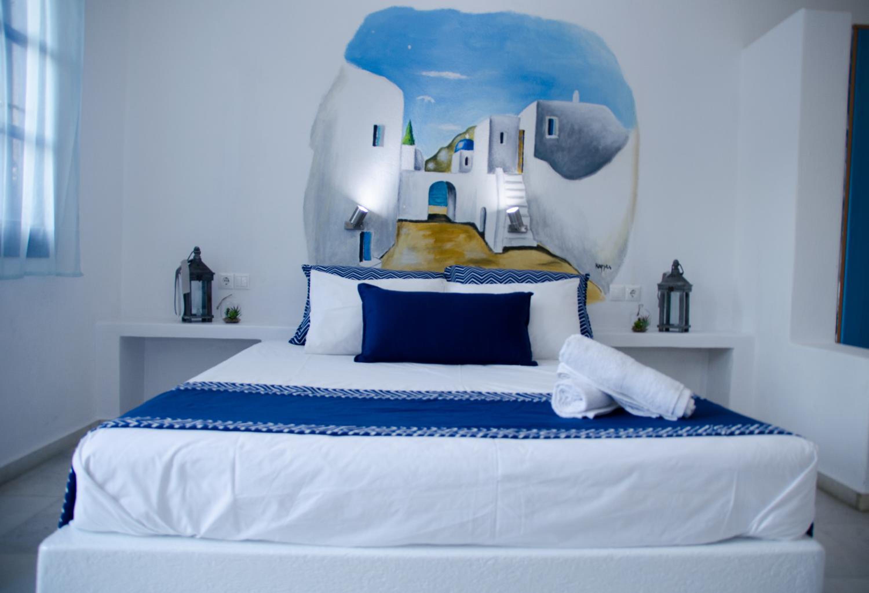 Triple Room with Pool View photo 2
