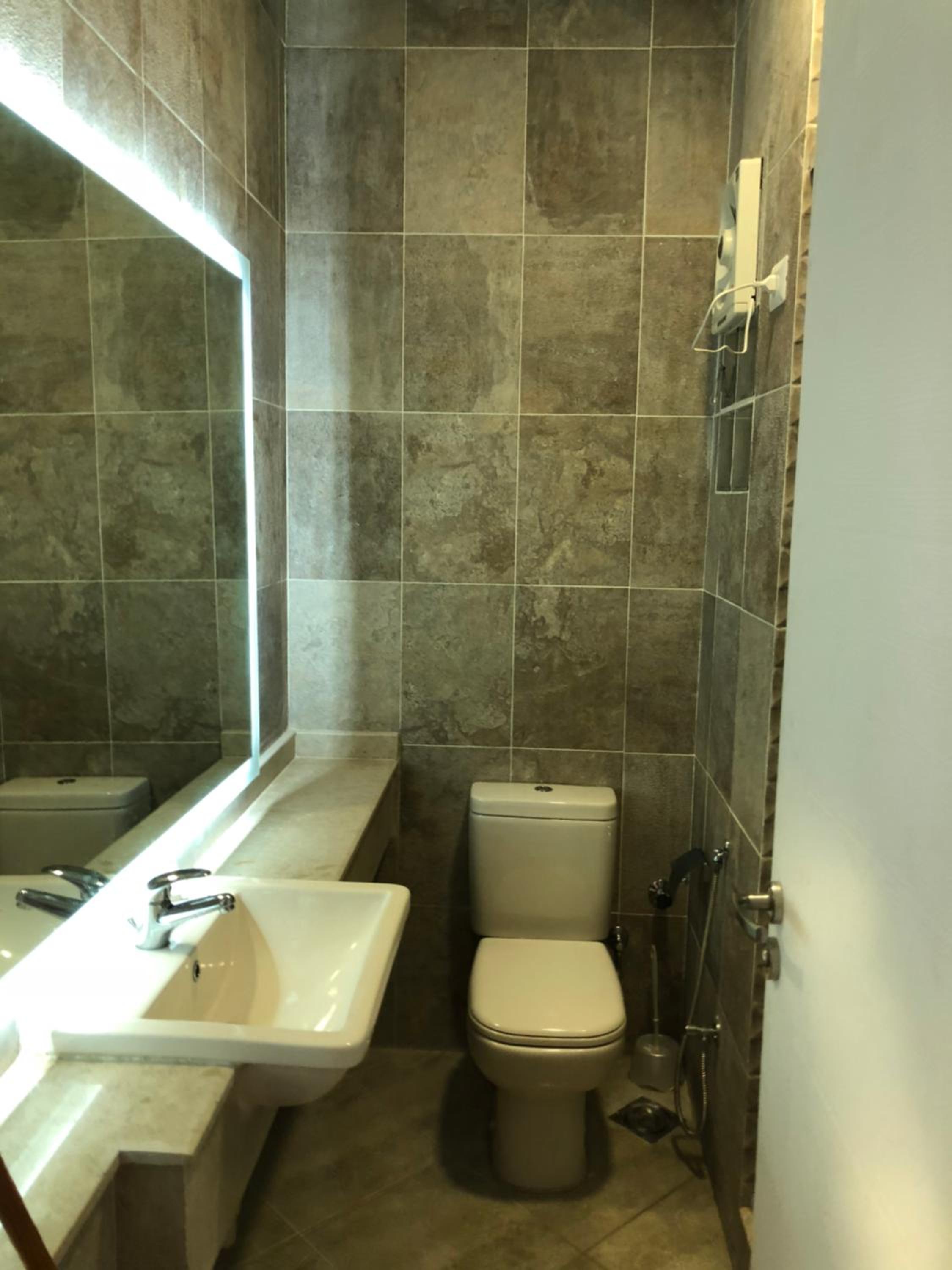 Two-Bedroom Apartment - Photo 9