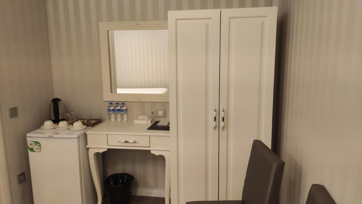 Economy Quadruple Room photo 2
