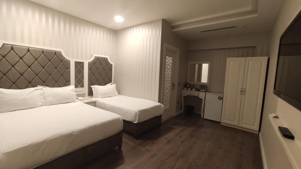Budget Twin Room photo 3