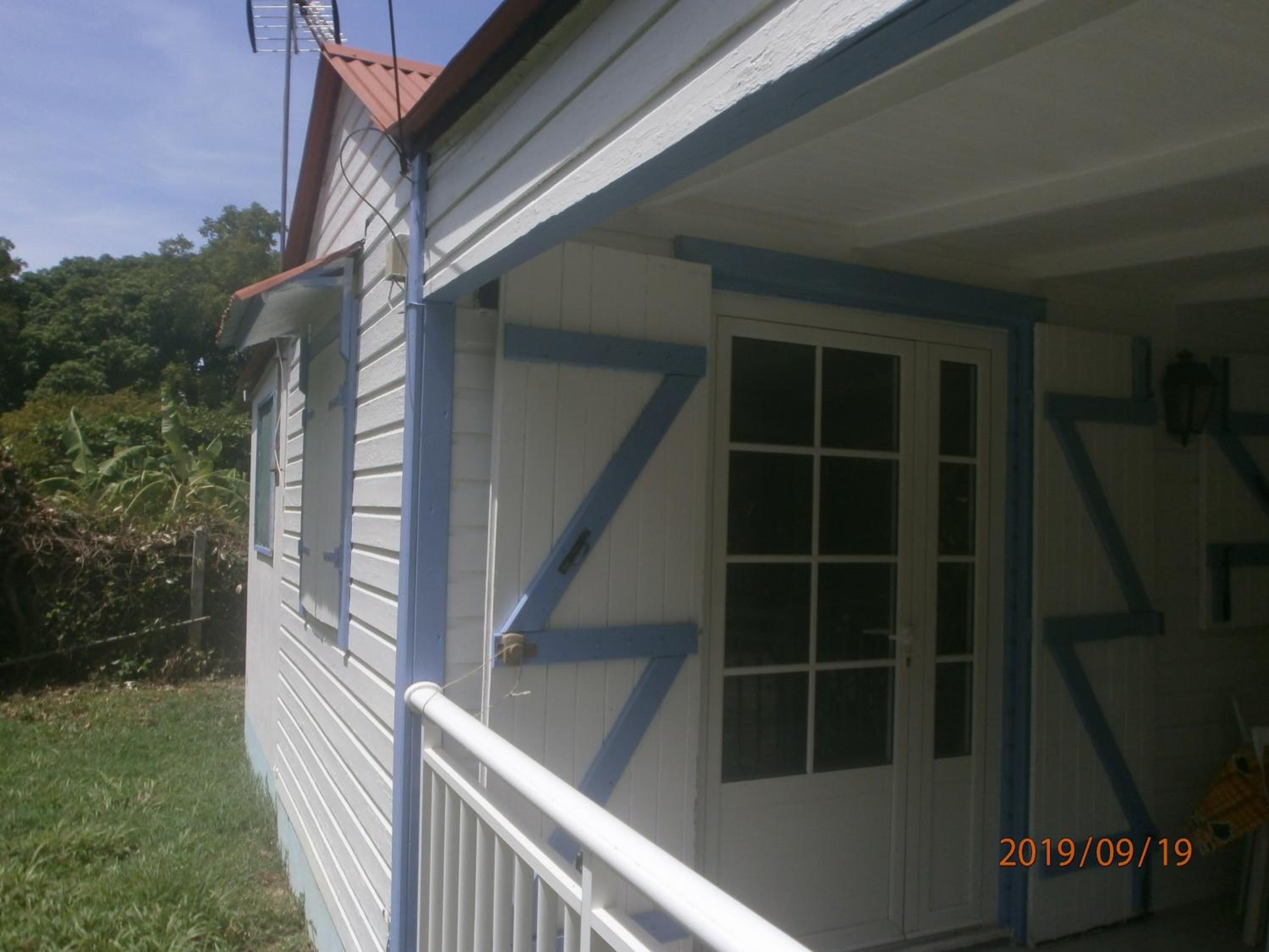 One-Bedroom House photo 2