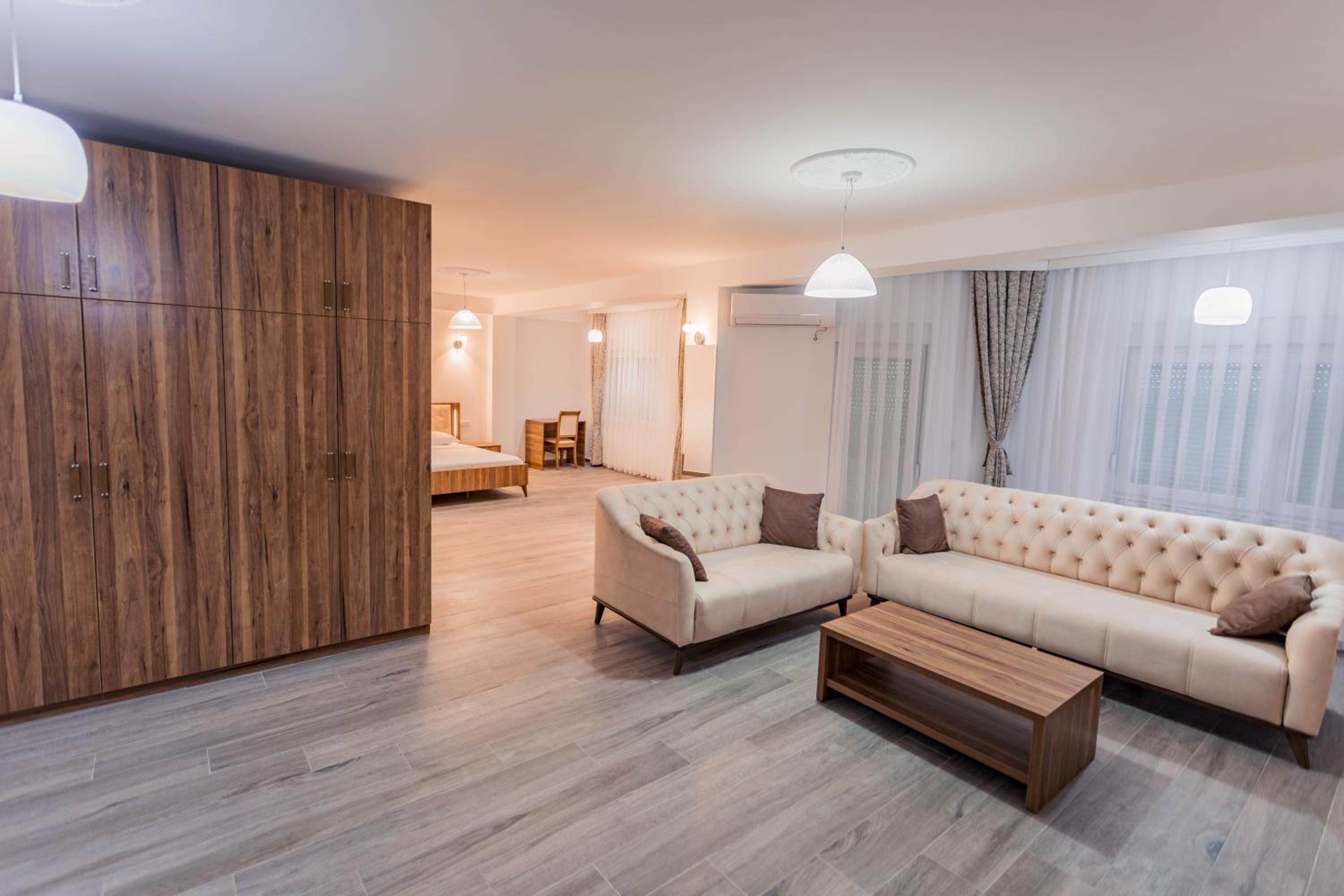 Superior King Room