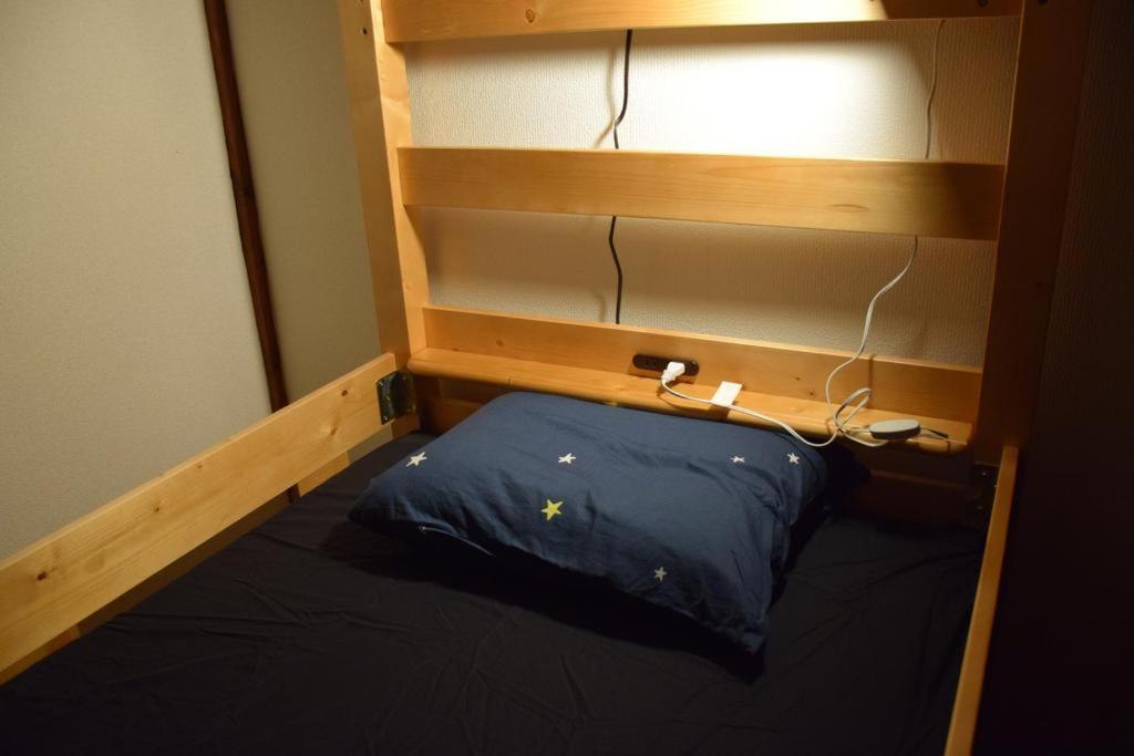 Bed in 4-Bed Female Dormitory Room photo 1