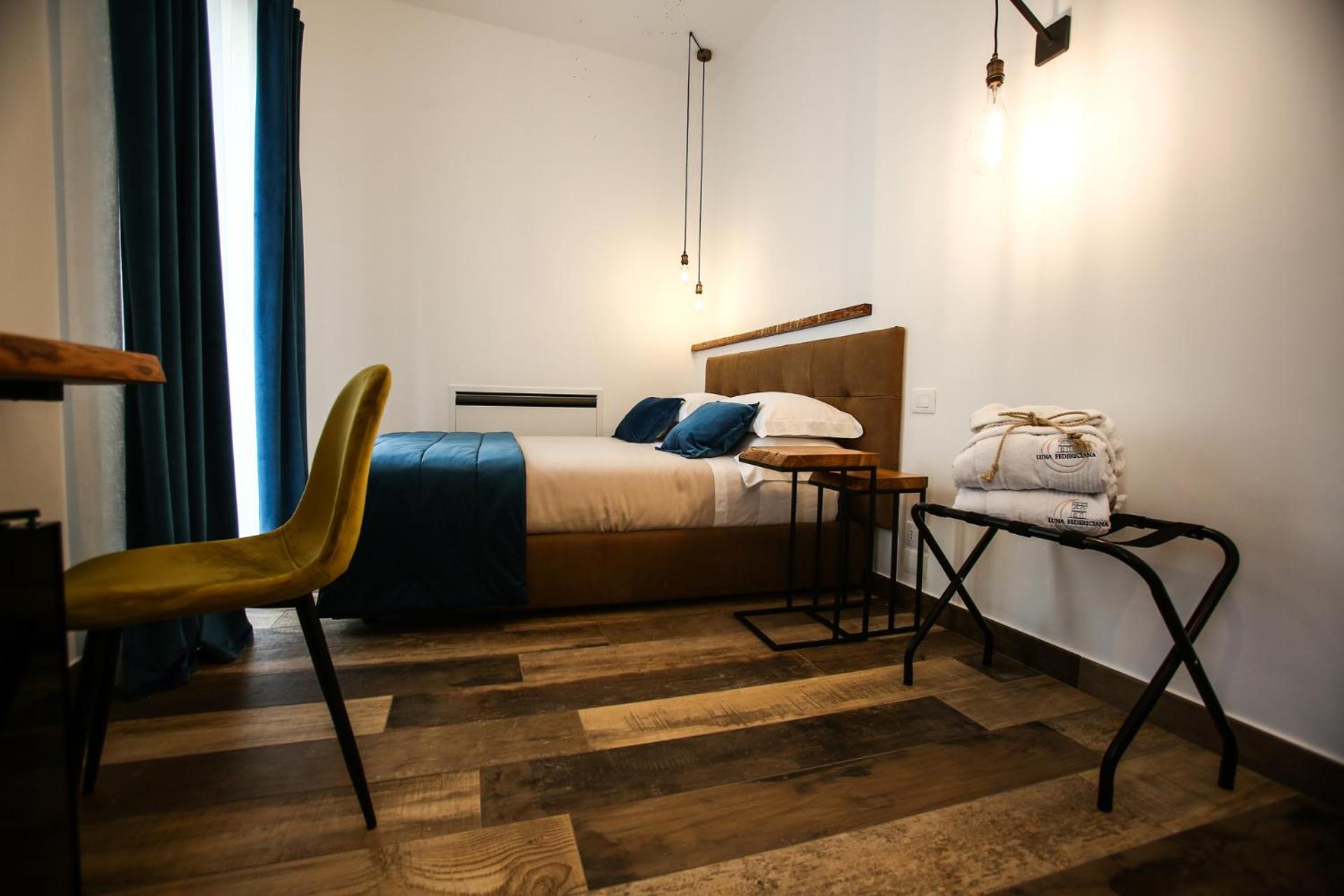 Deluxe Double Room with Balcony - Photo 2
