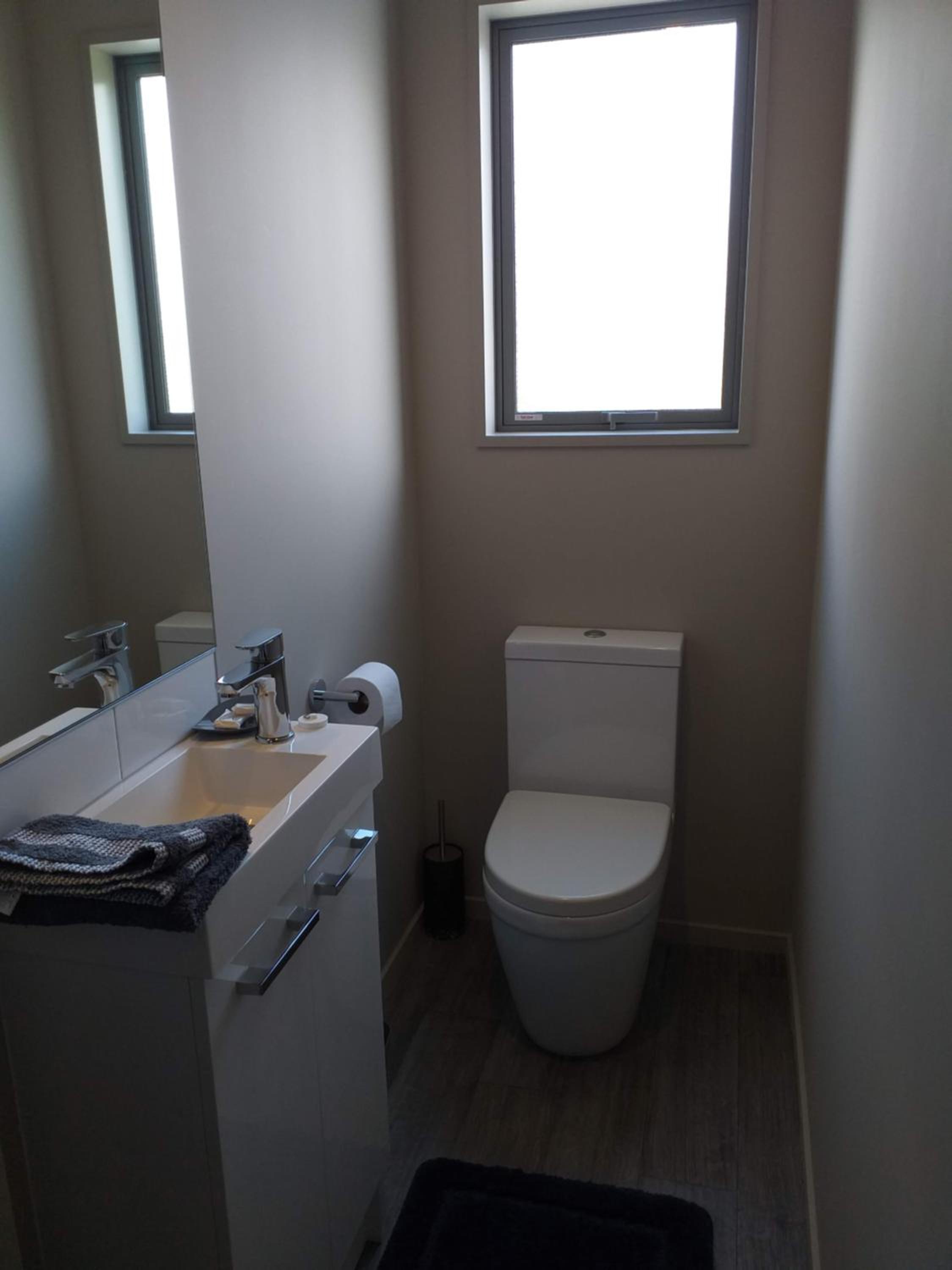 Three-Bedroom House photo 2