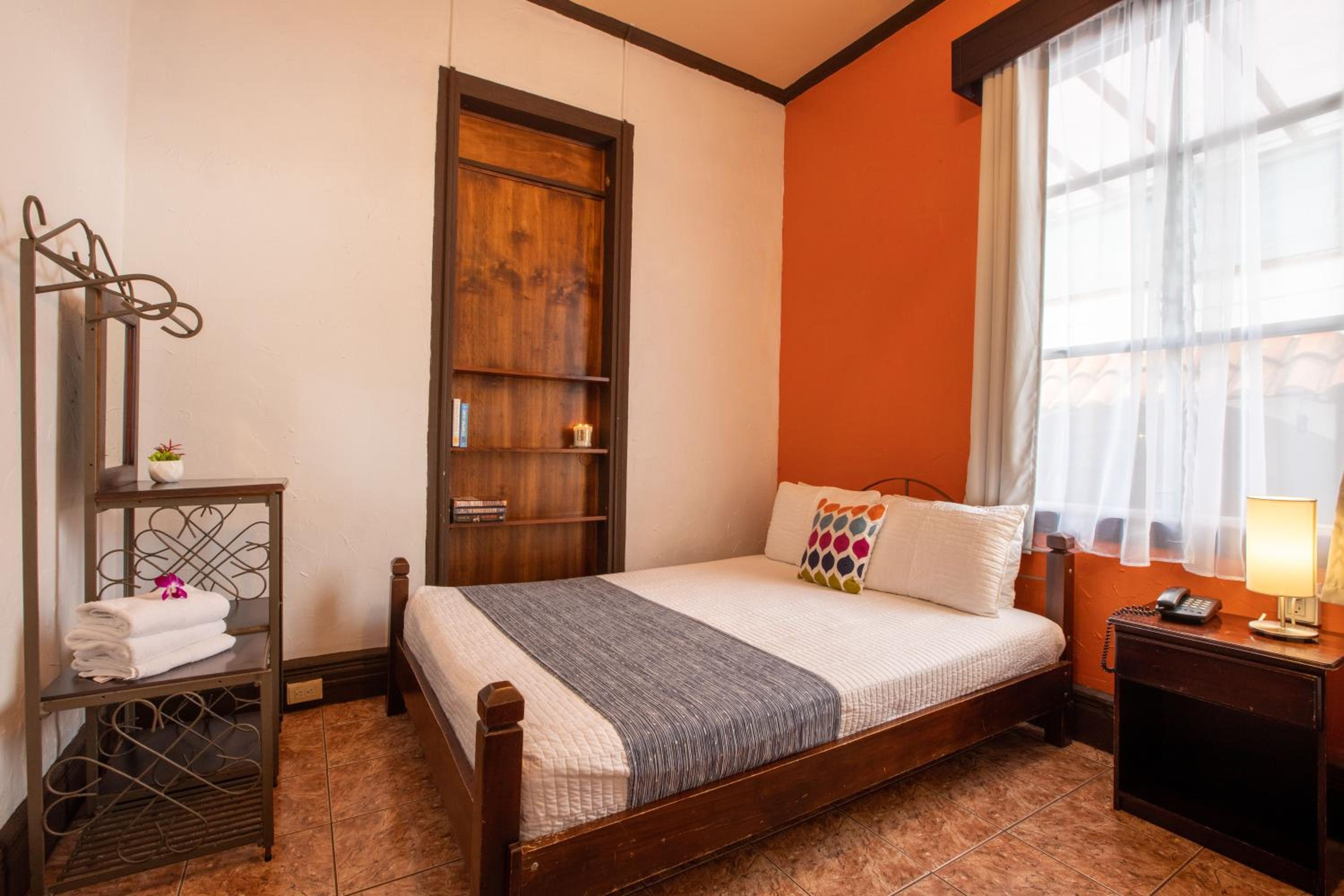 Triple Room with Shared Bathroom photo 1