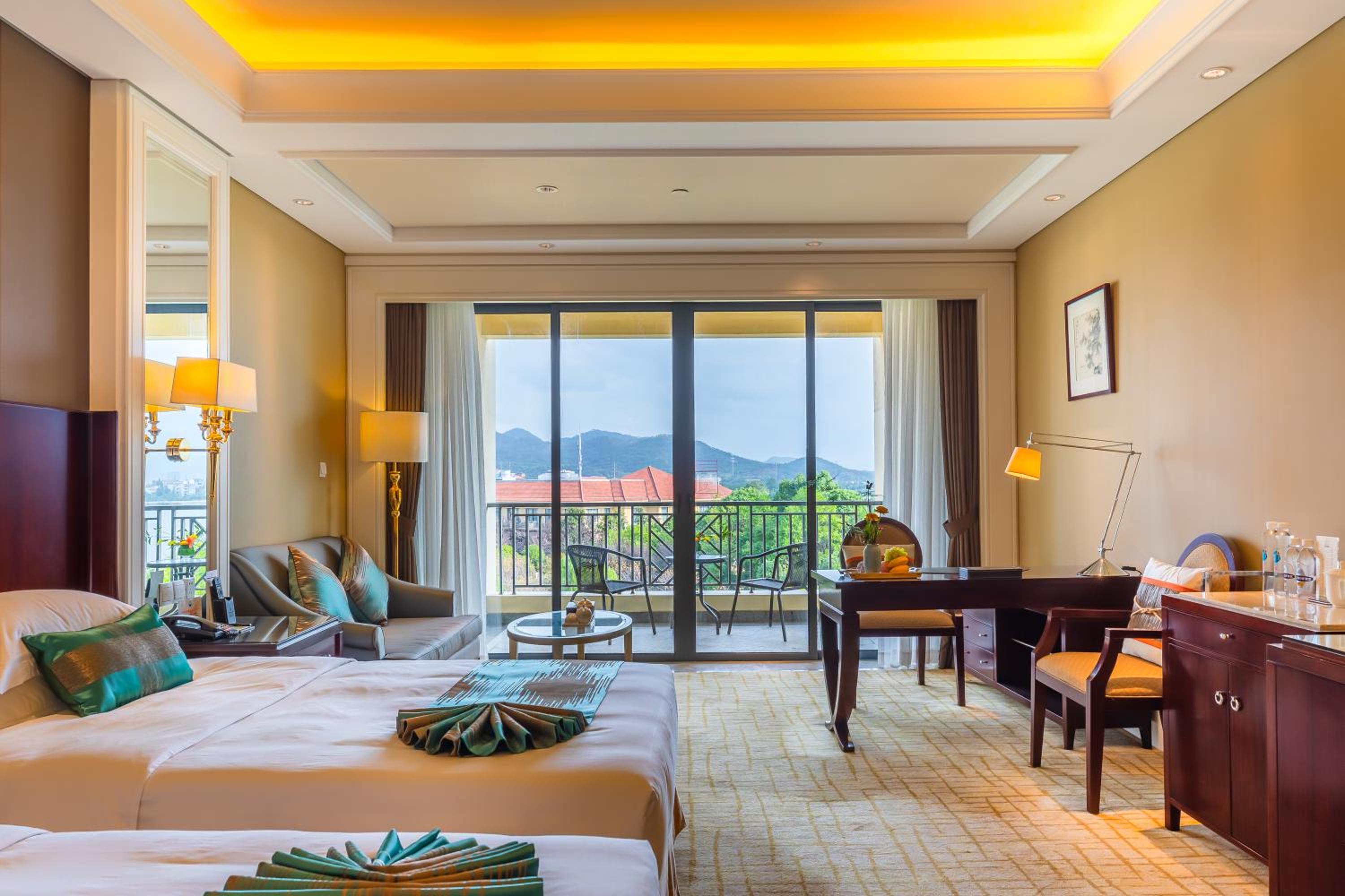 Business King or Twin Room with Garden View