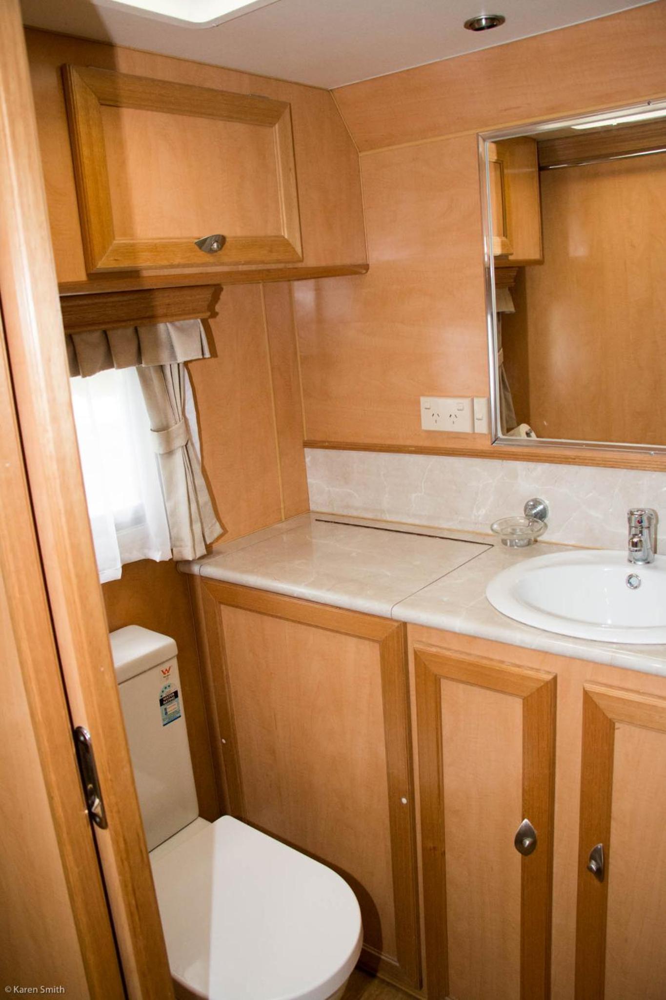 Caravan - Roma 2 photo 2