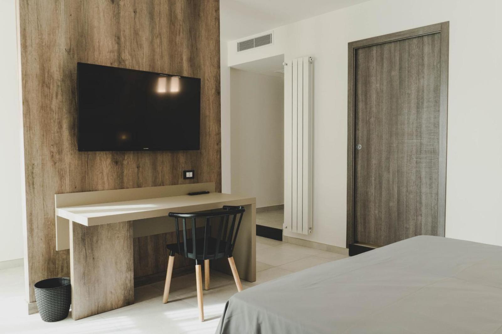 Quadruple Room - Photo 6