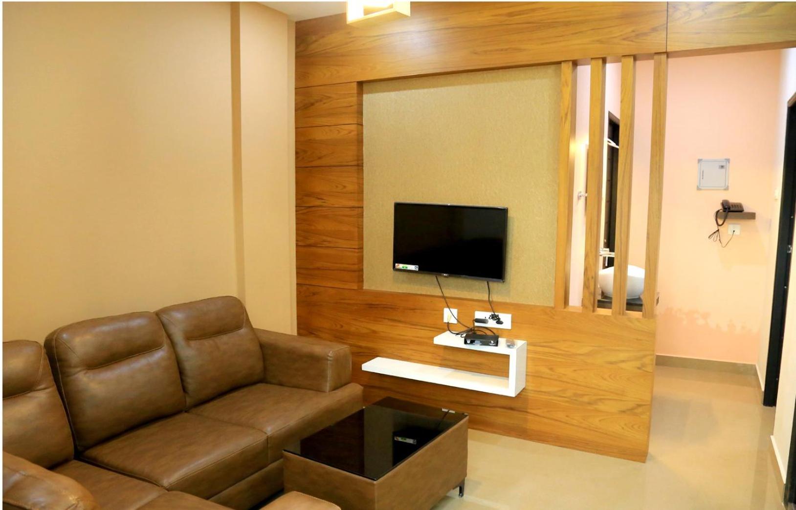 Deluxe Room - Photo 4