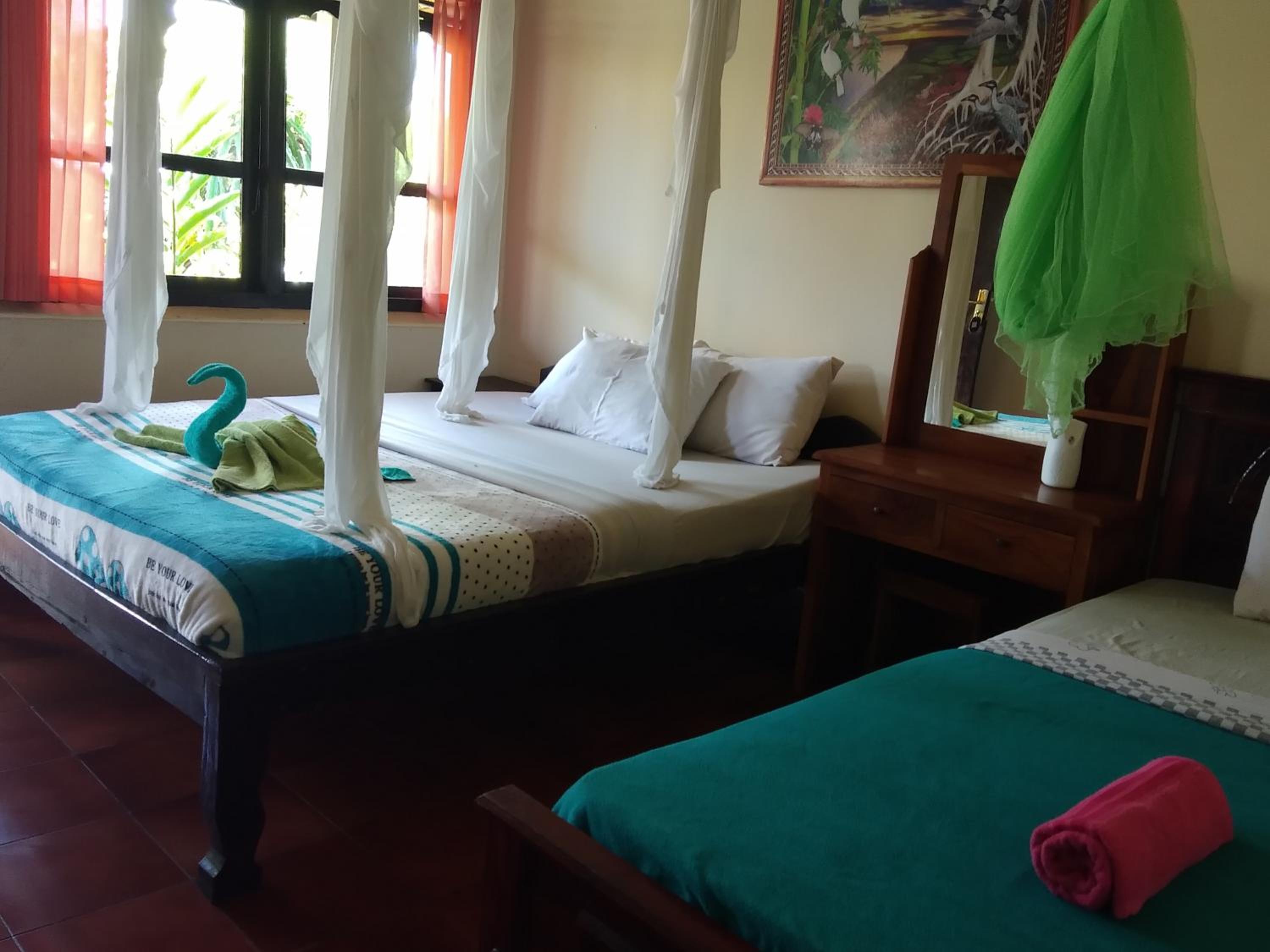 Standard Triple Room - Photo 9