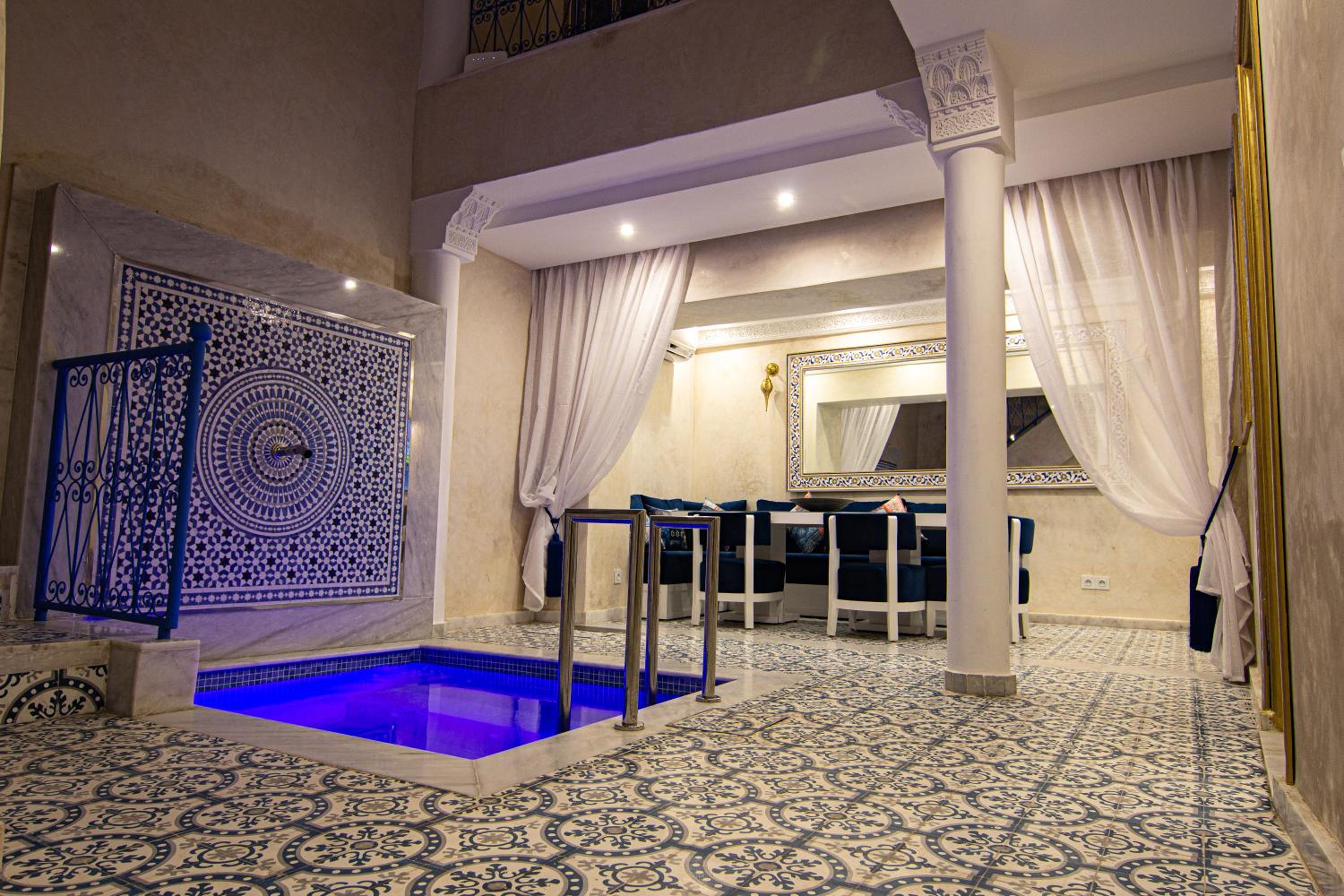 Privatized Blue House (Three bedrooms) - Photo 3