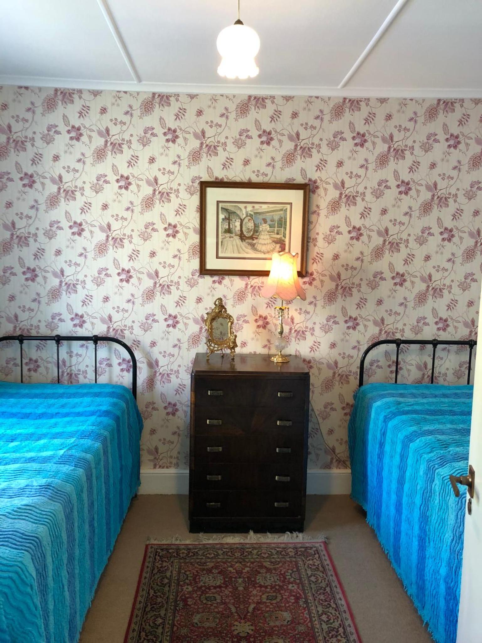 Two-Bedroom House - Photo 4